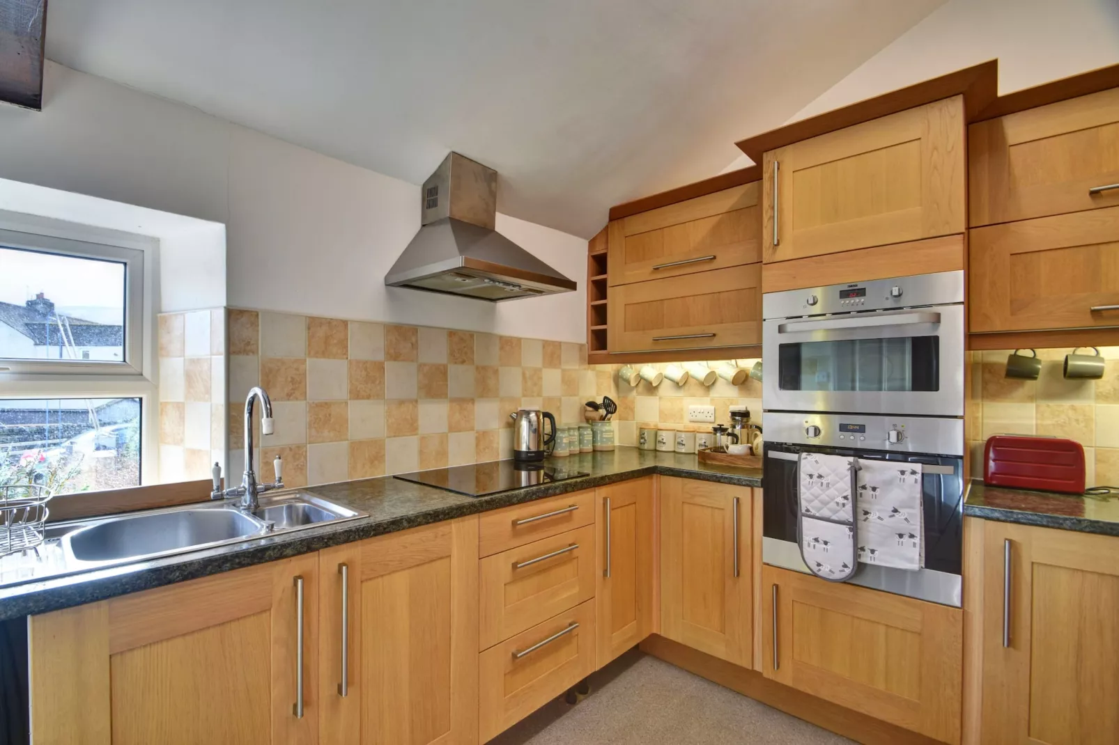 Dales Barn Top-Kitchen
