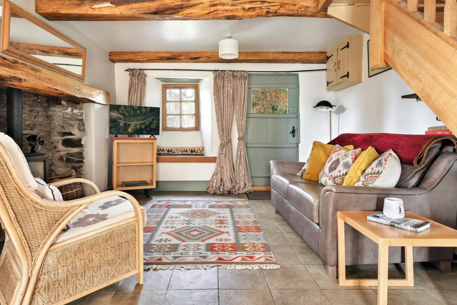 St Francis Cottage-Salon
