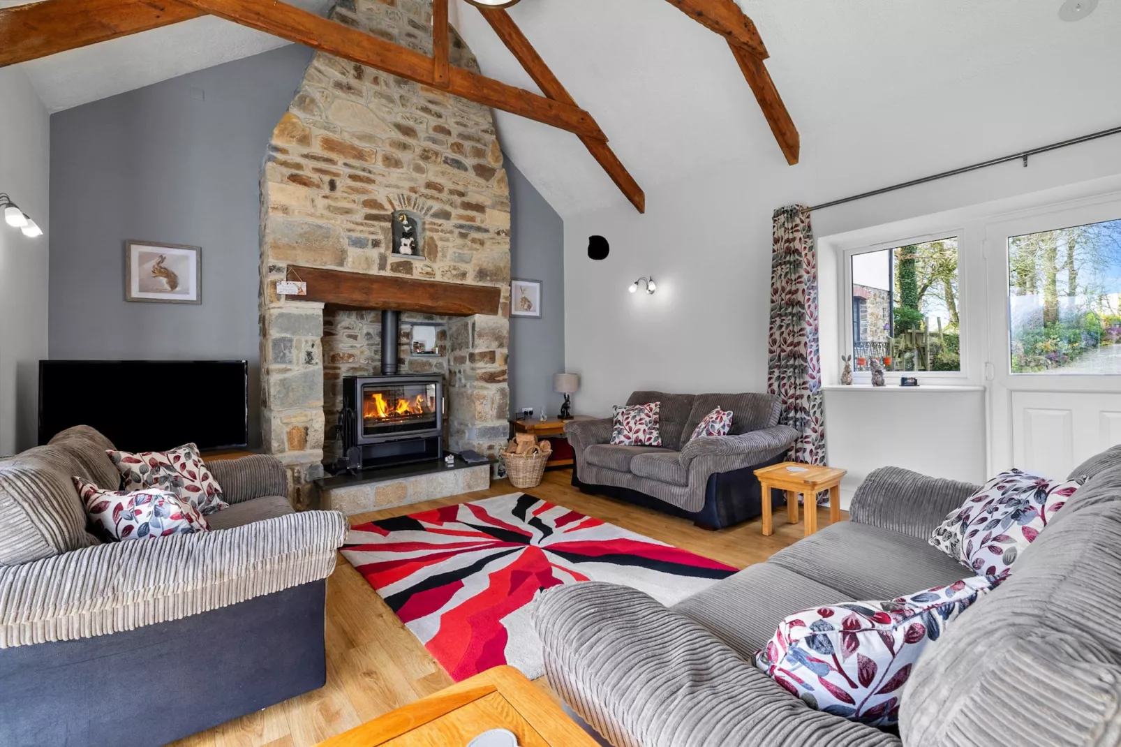 Old Mill-Living room