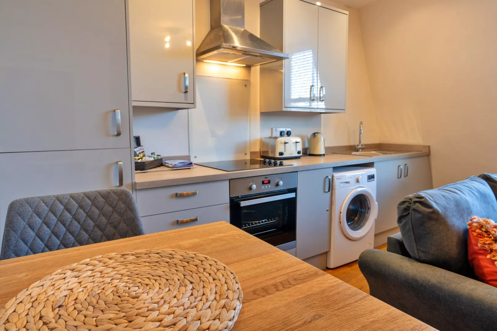 Nelly's Nook-Kitchen