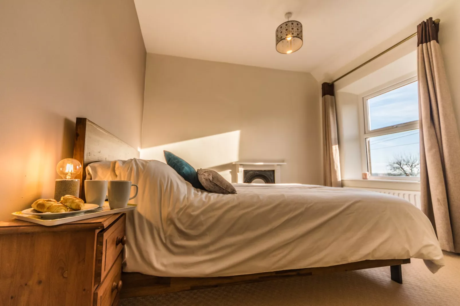 Tring-on-Tor-Bedroom
