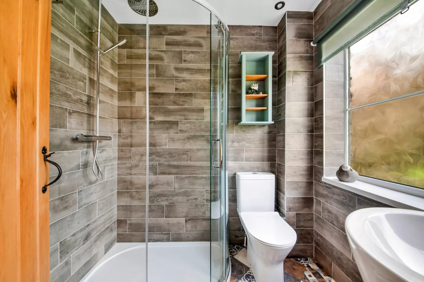 Tyg Cottage near Fountains Abbey & Brimham Rocks-Badezimmer