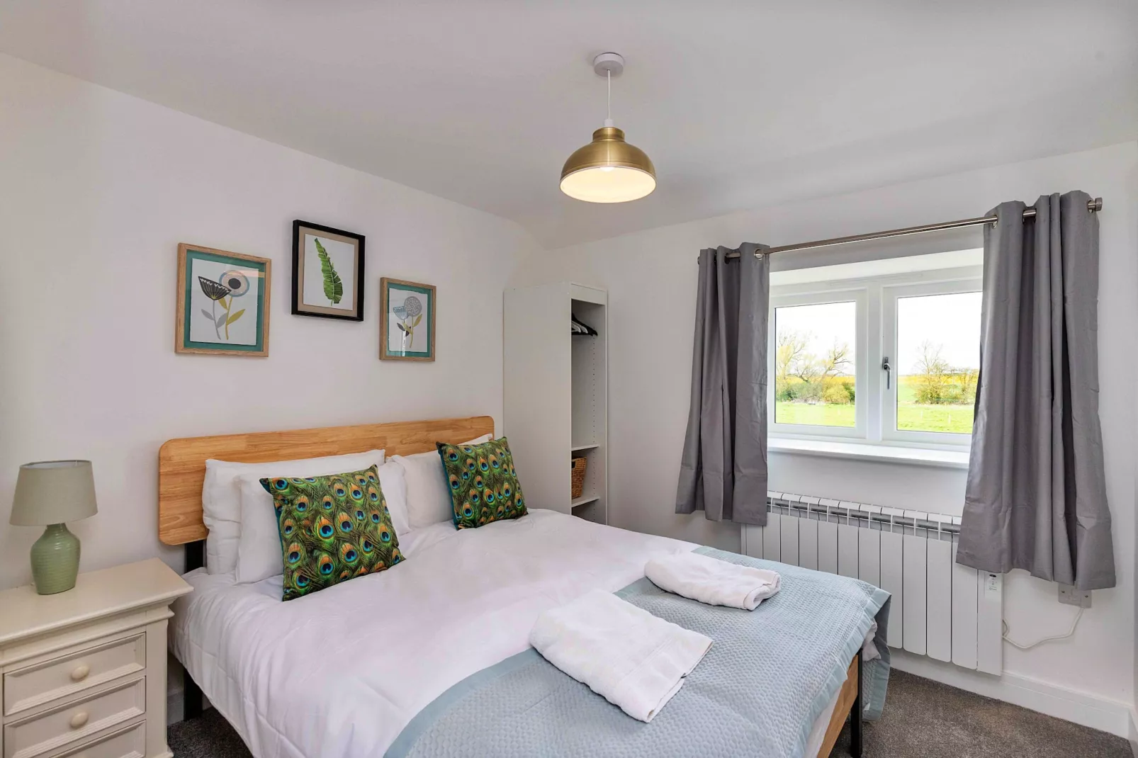 The Warren-Bedroom