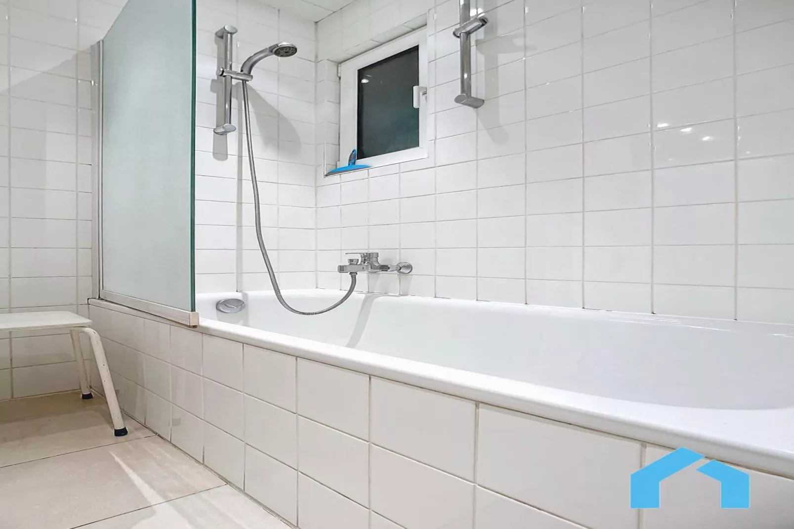 Beau Soleil 61-Bathroom