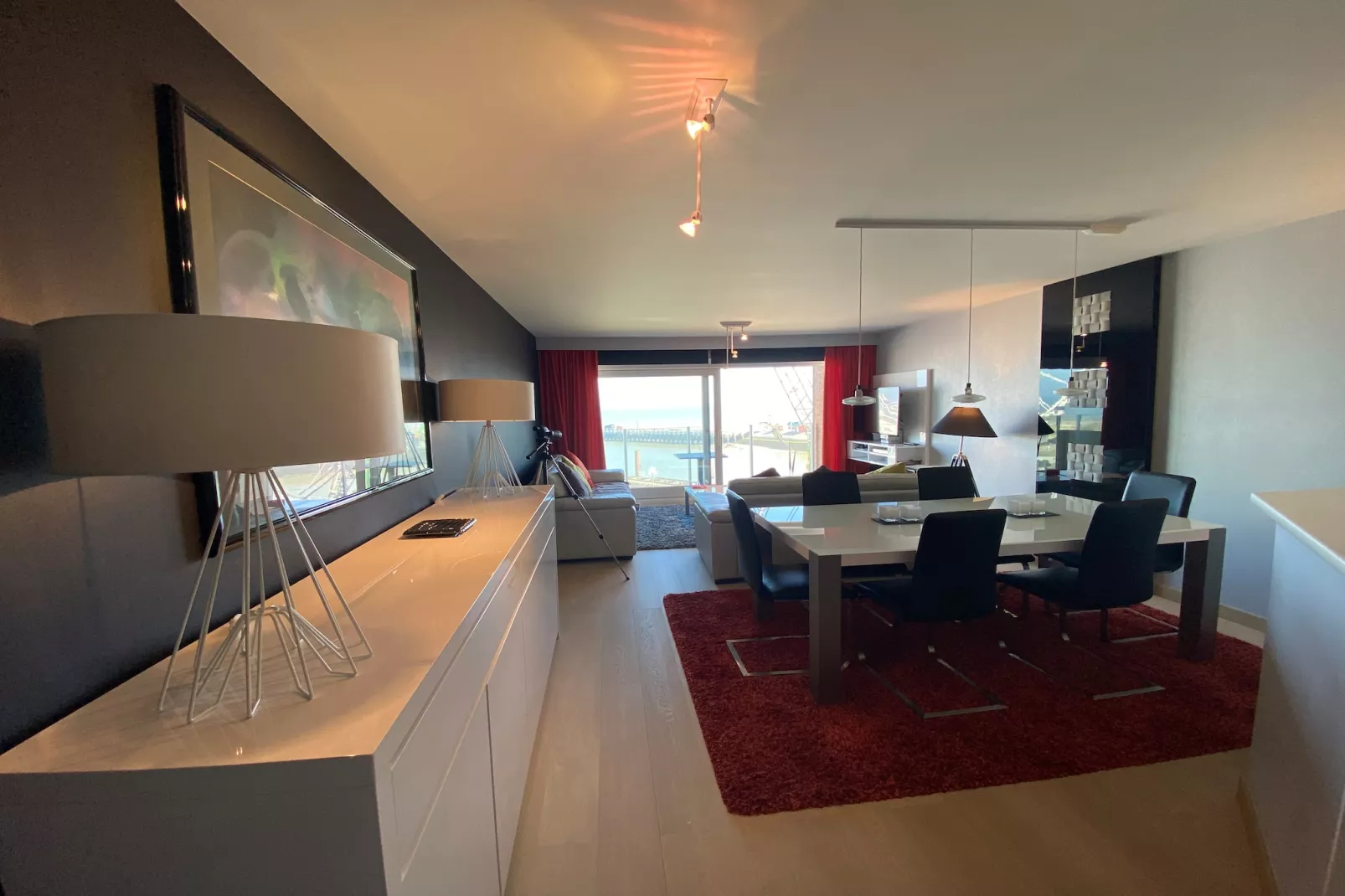 DEN OEVER III-Dining room