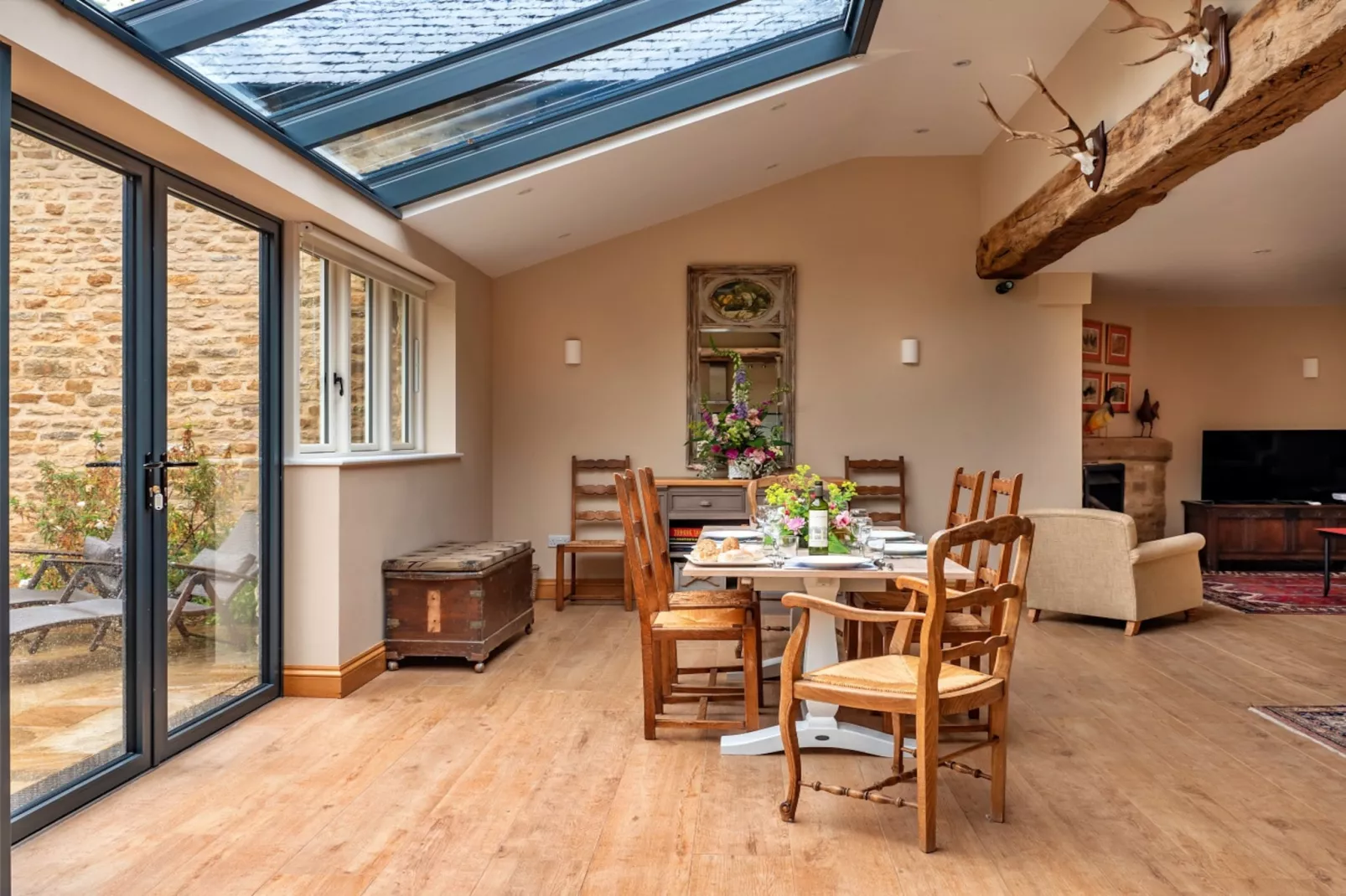 Berry Pen Cottage-Dining room