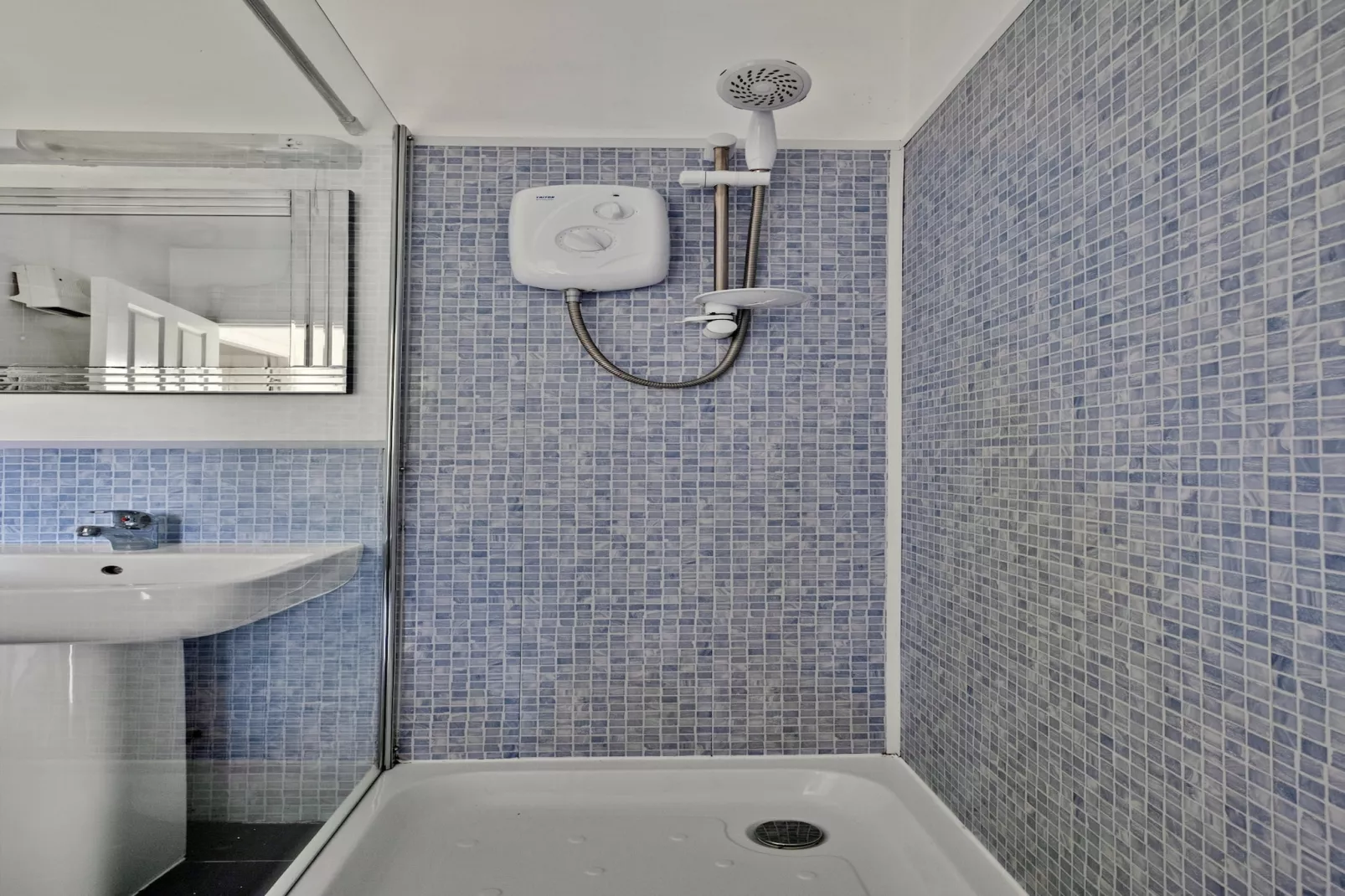 The Turbine House-Bathroom