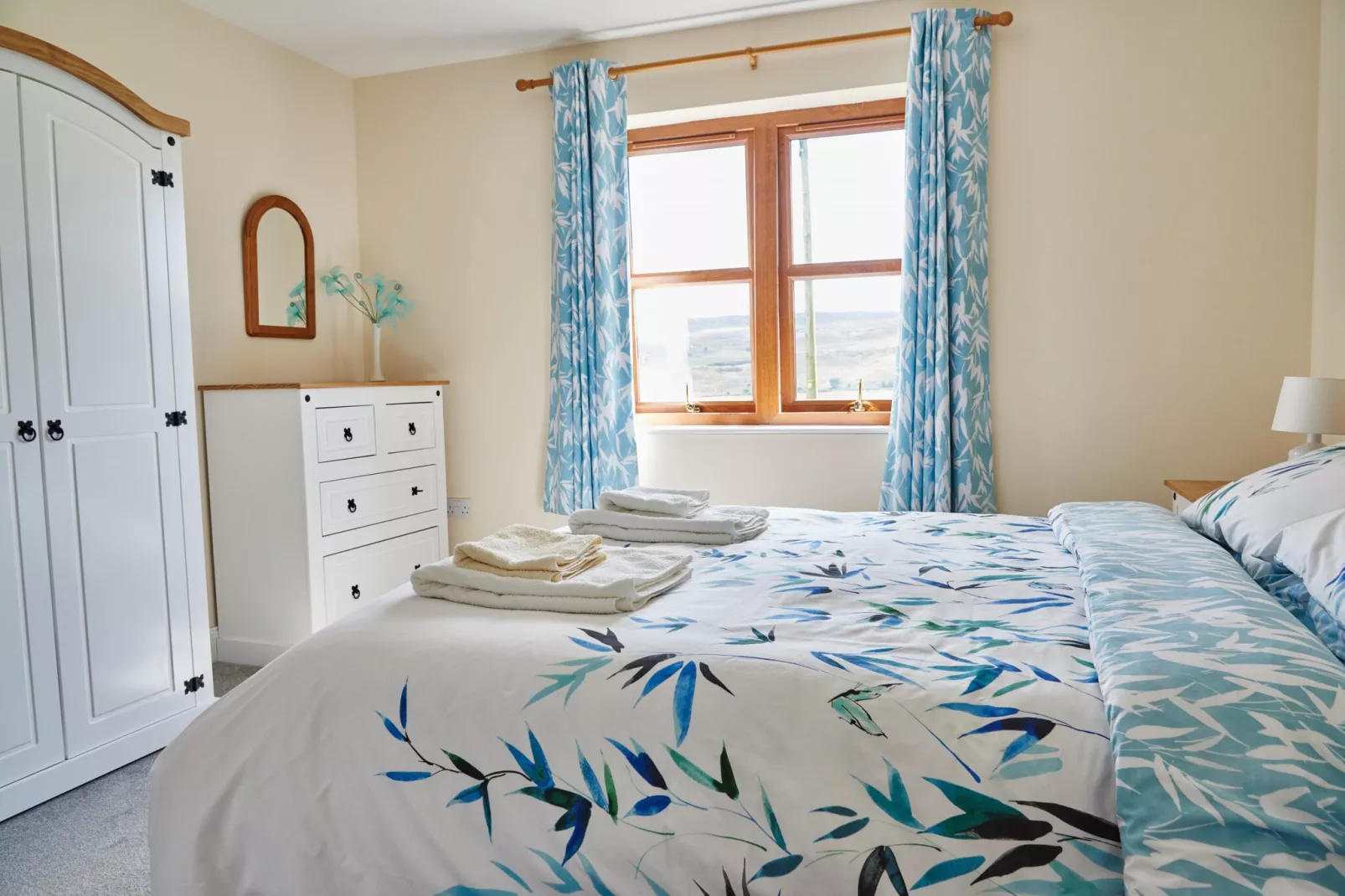 Quail's Nest Cottage-Bedroom