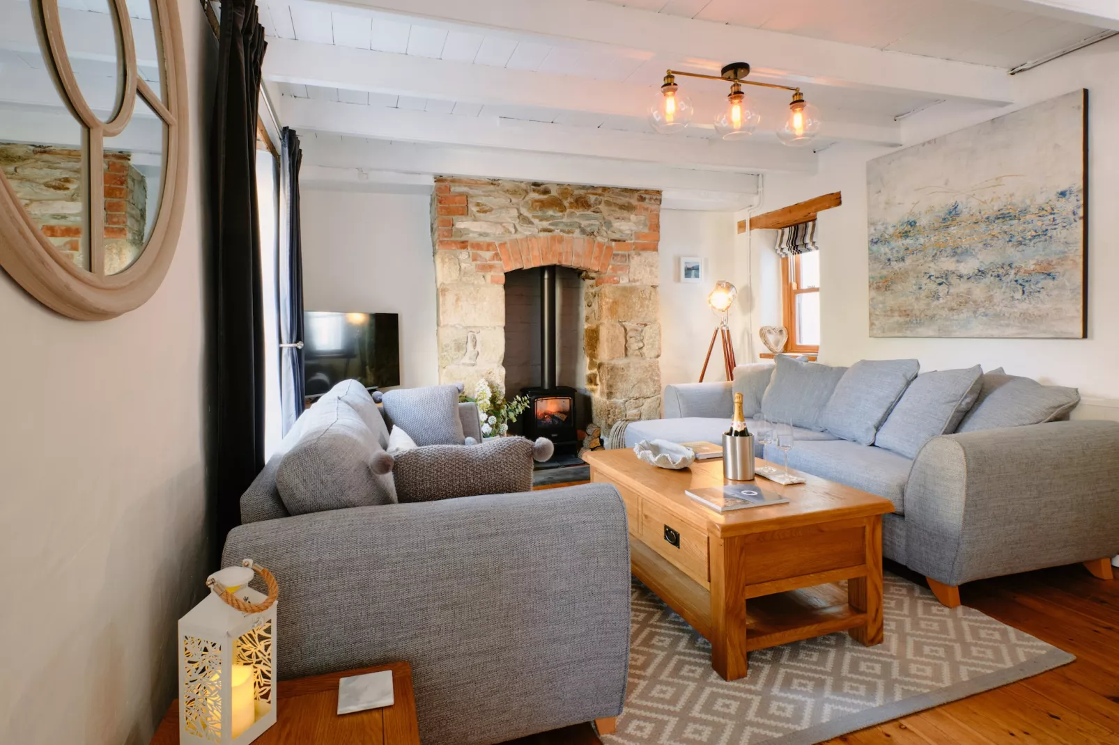 Scallop Cottage-Living room