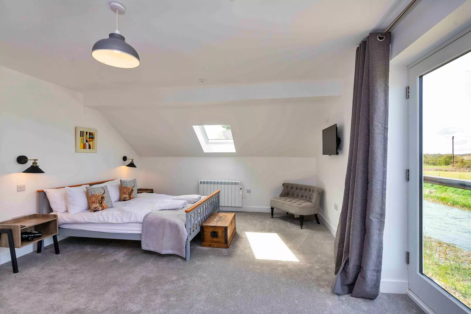 The Holt-Bedroom