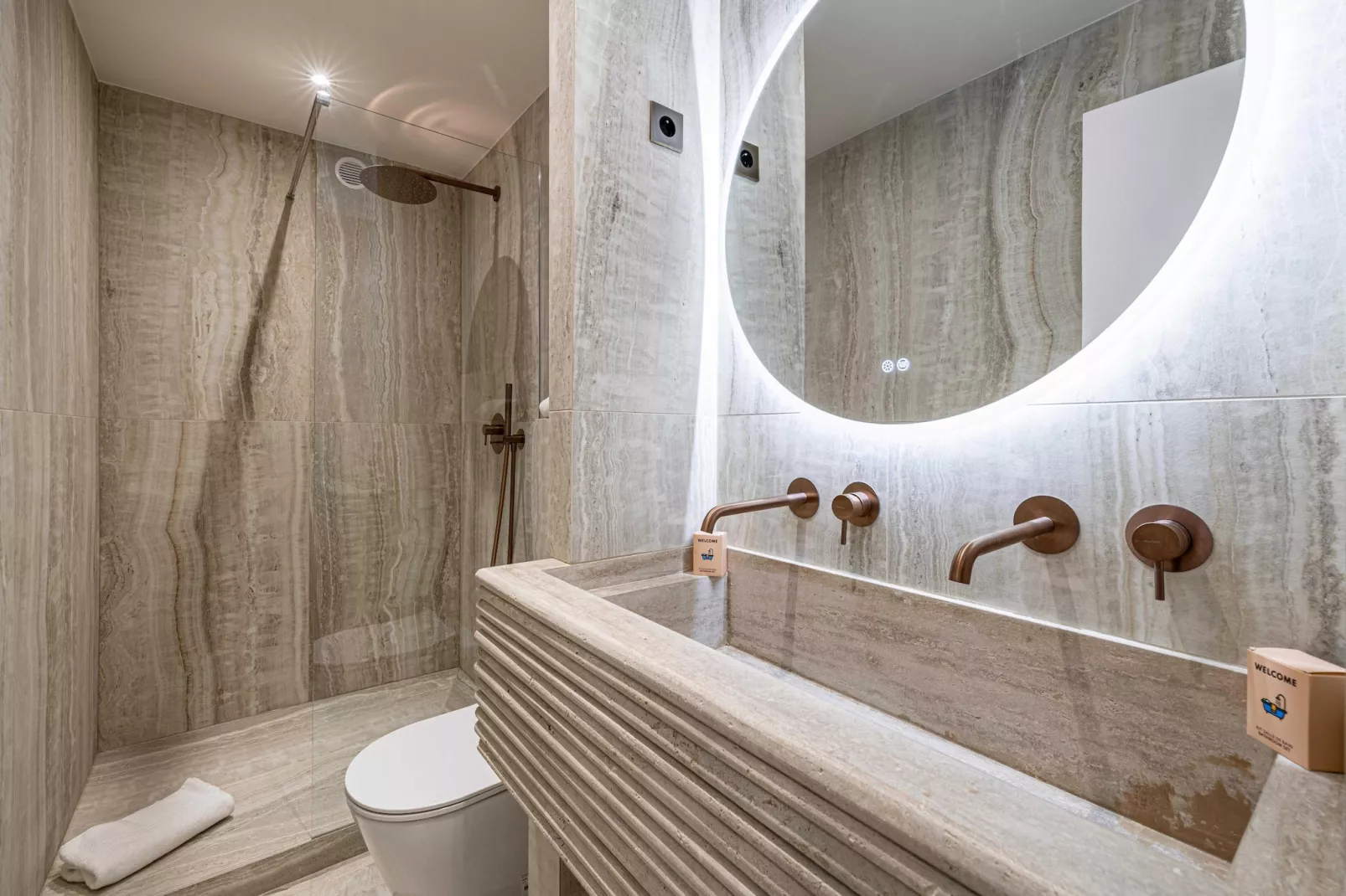 JB-9-LERINS-Badezimmer