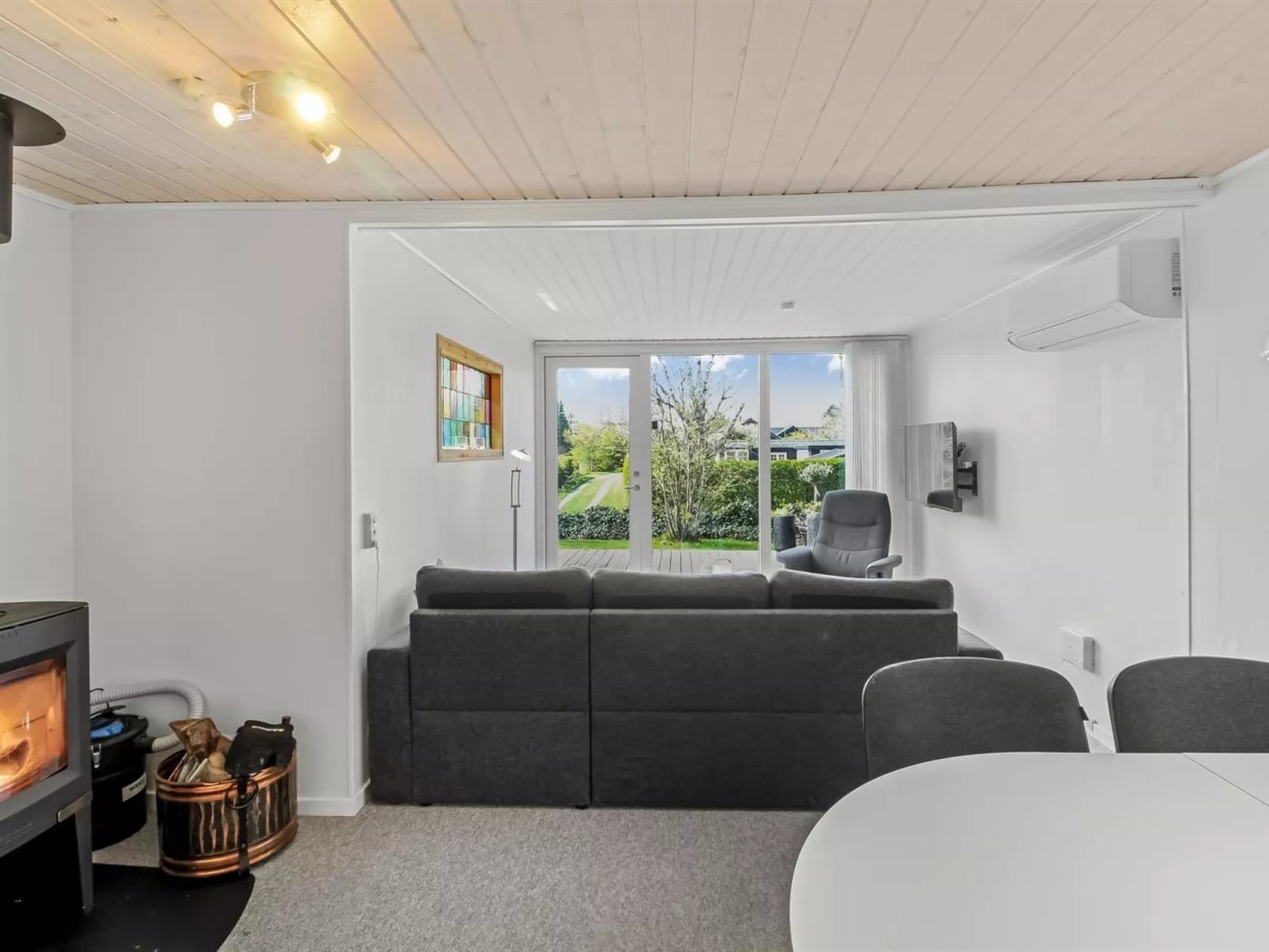 "Efraima" - 230m from the sea-Inside
