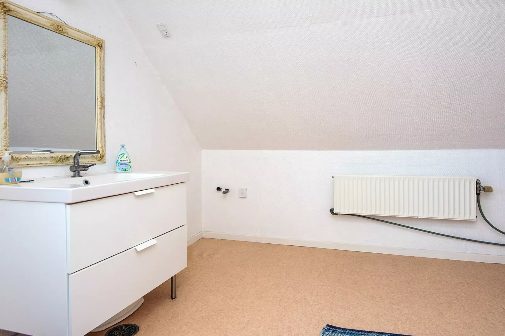 4 person holiday home in Grenaa-Indoor