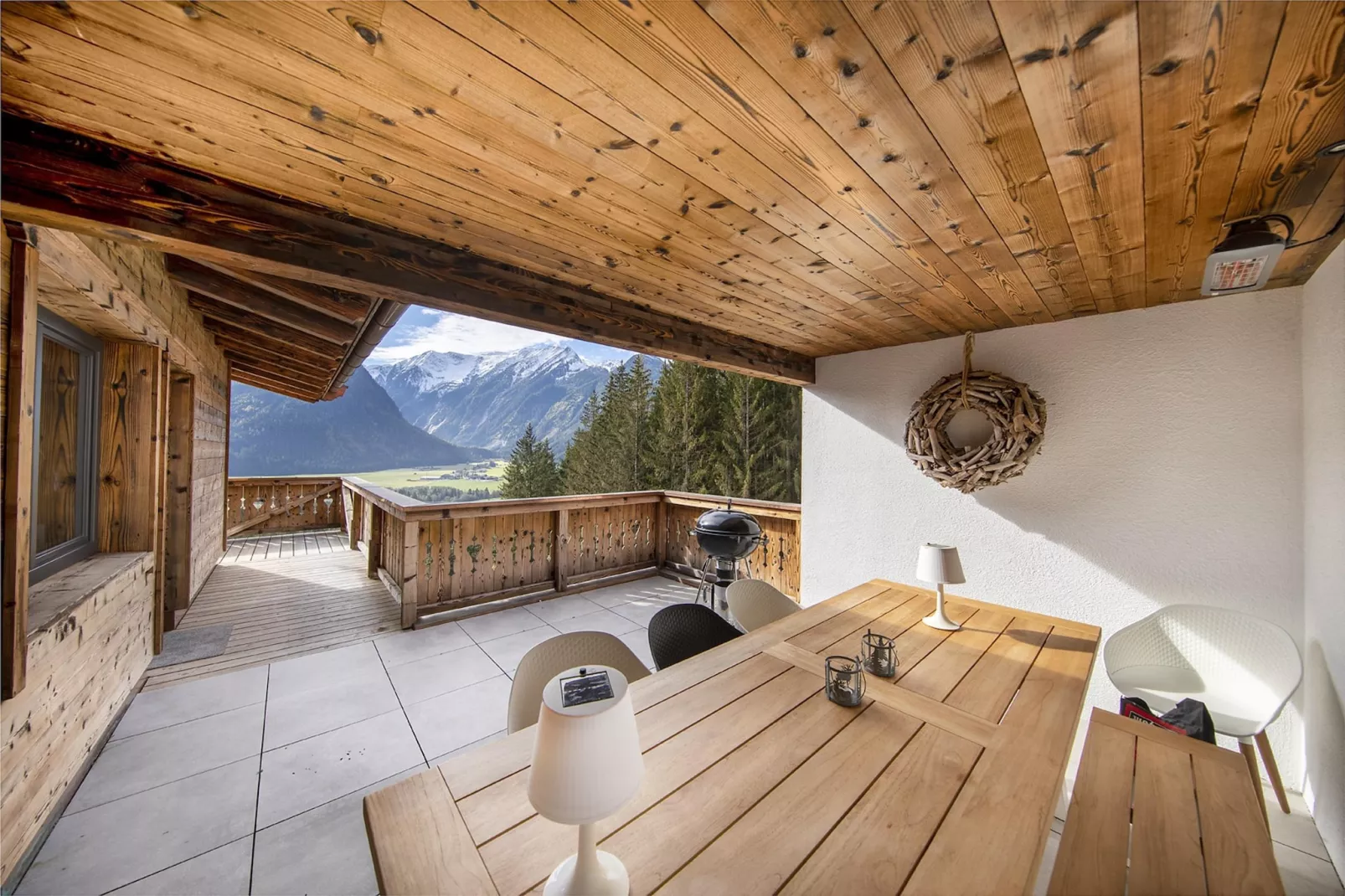 Nationalpark Chalet Gabelspitze-Terrace balcony