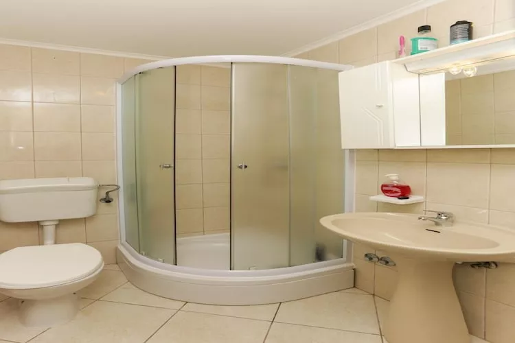 Apartments Villa Dubrovnik- Superior Studio Apartment with Terrace and Sea View-Bathroom