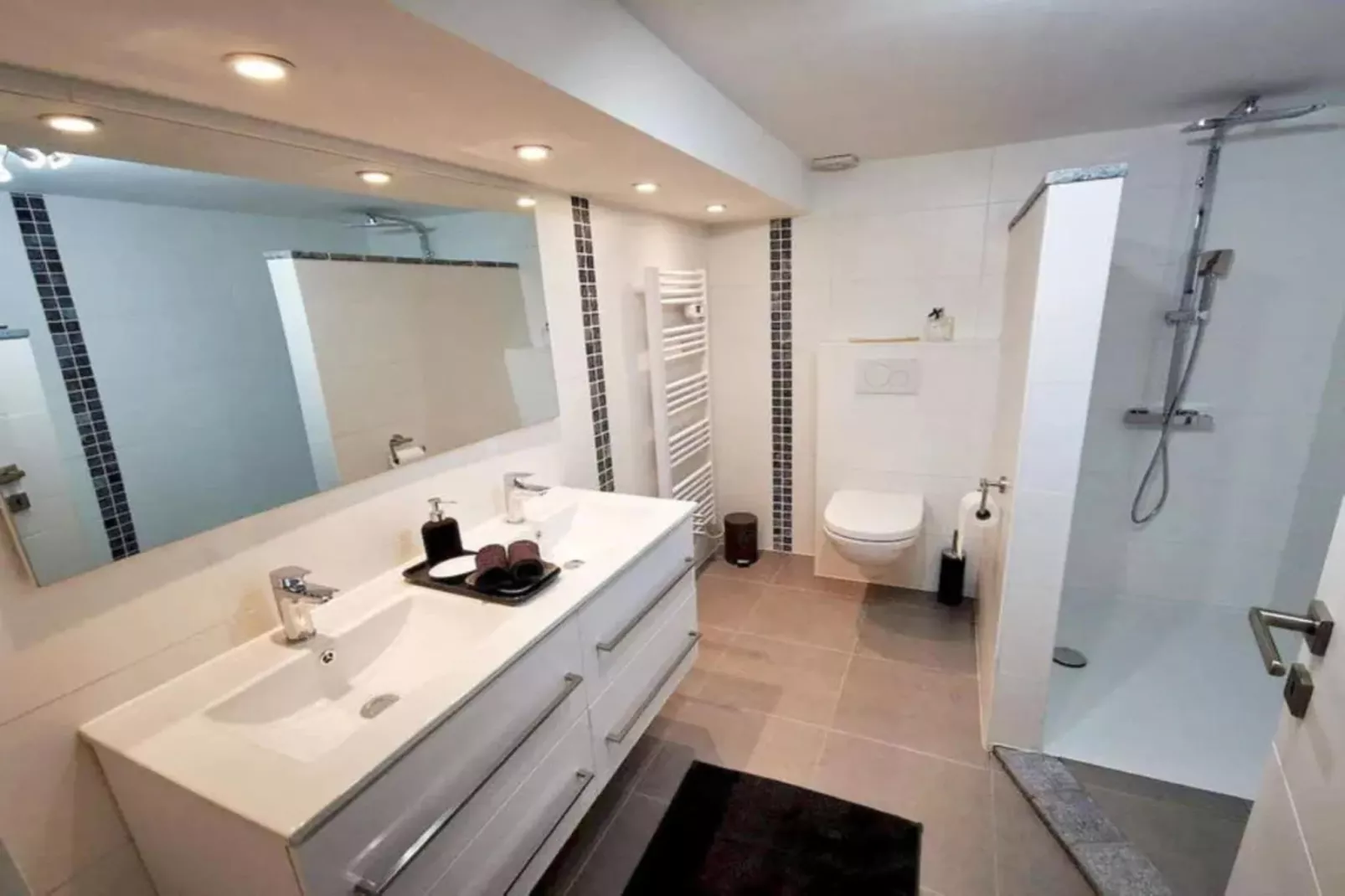 The Atelier-Bathroom