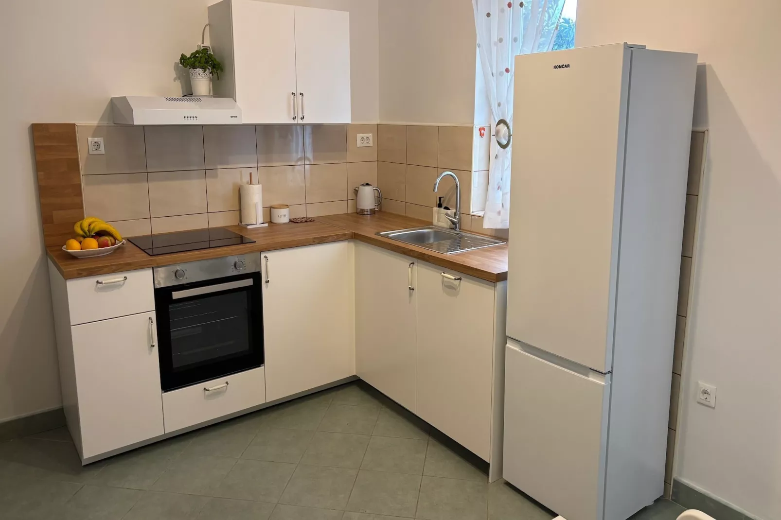 Apartmani Vela Makarska - Classic One Bedroom Apartment-Kitchen