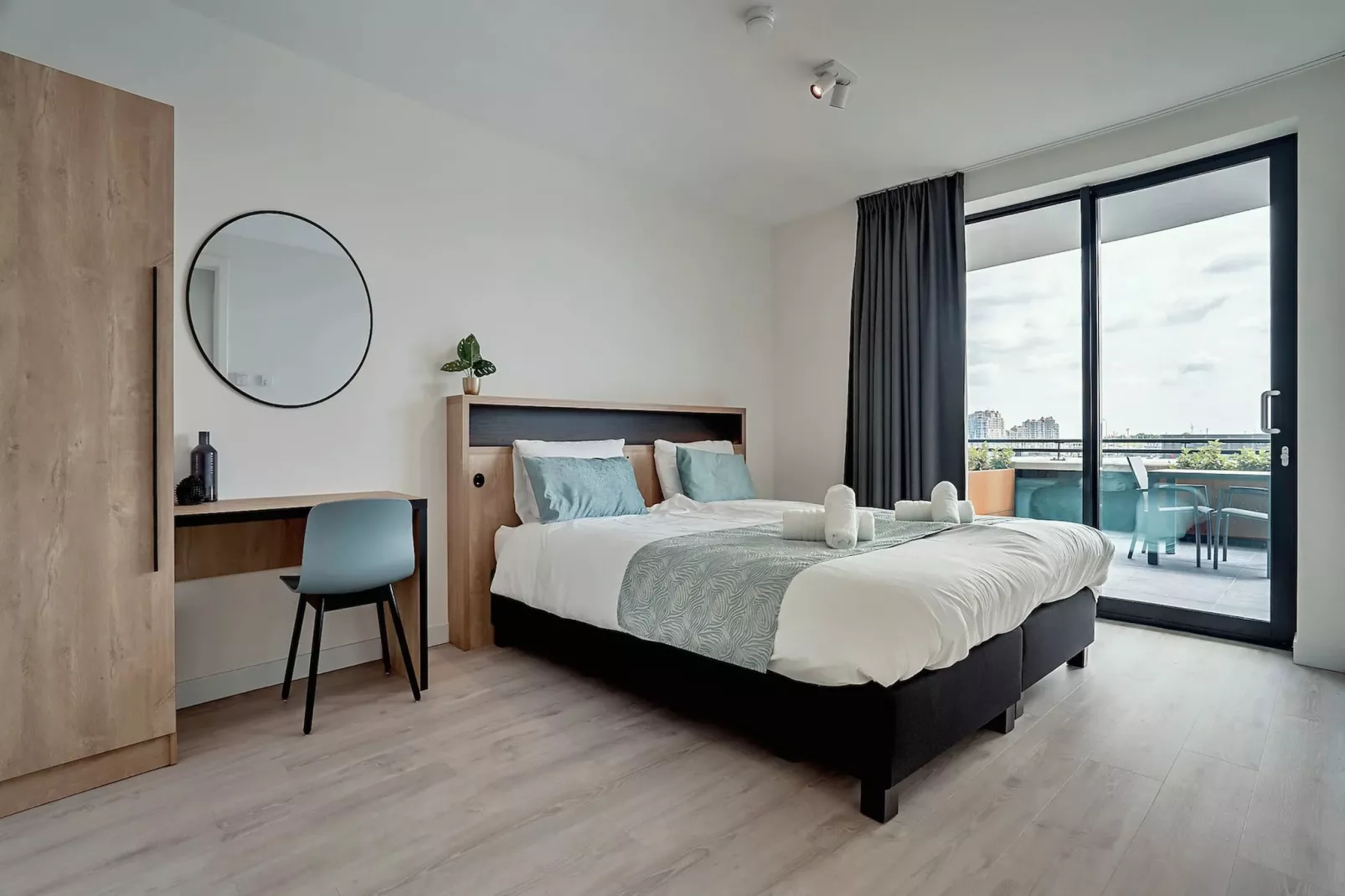 Breskens Apartments & Penthouses 3-Exterior summer