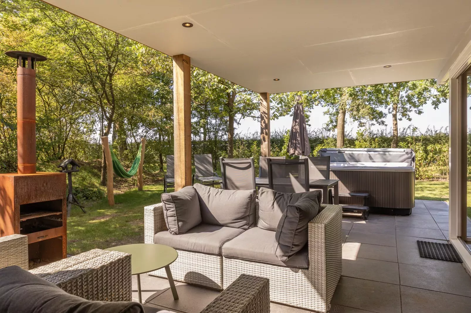 Parc Duc de Brabant 8-Terrassenbalkon