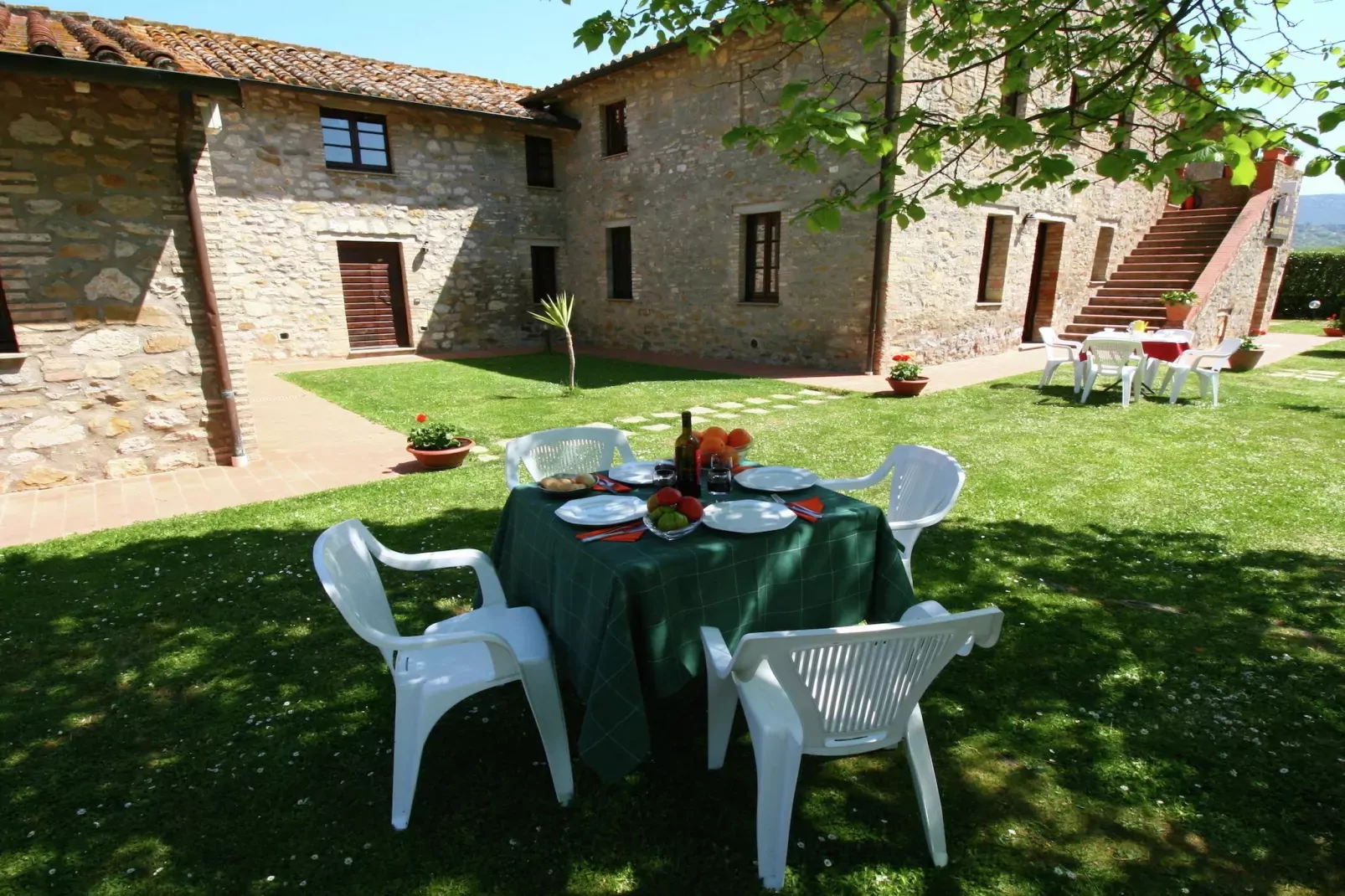Bilocale-Terrasse / balcon