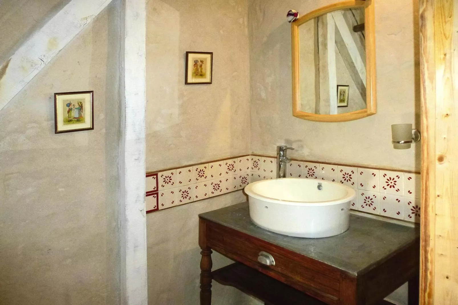 Semi-detached house, Saint-Lô-d'Ourville-Manoir-Bathroom