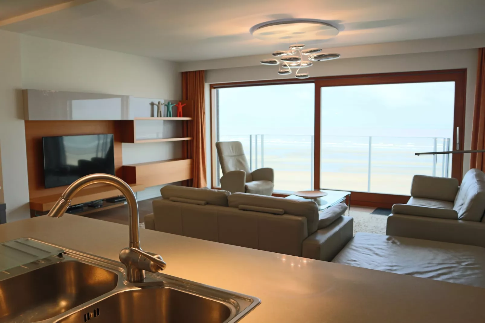 GARBI-Living room
