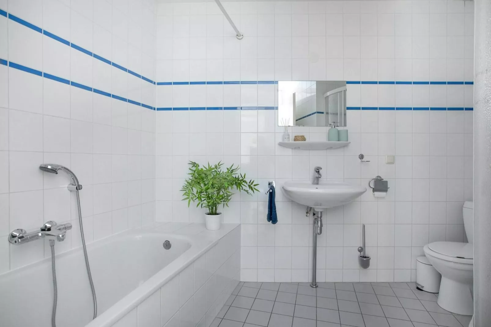 Résidence Juliana 40-Bathroom