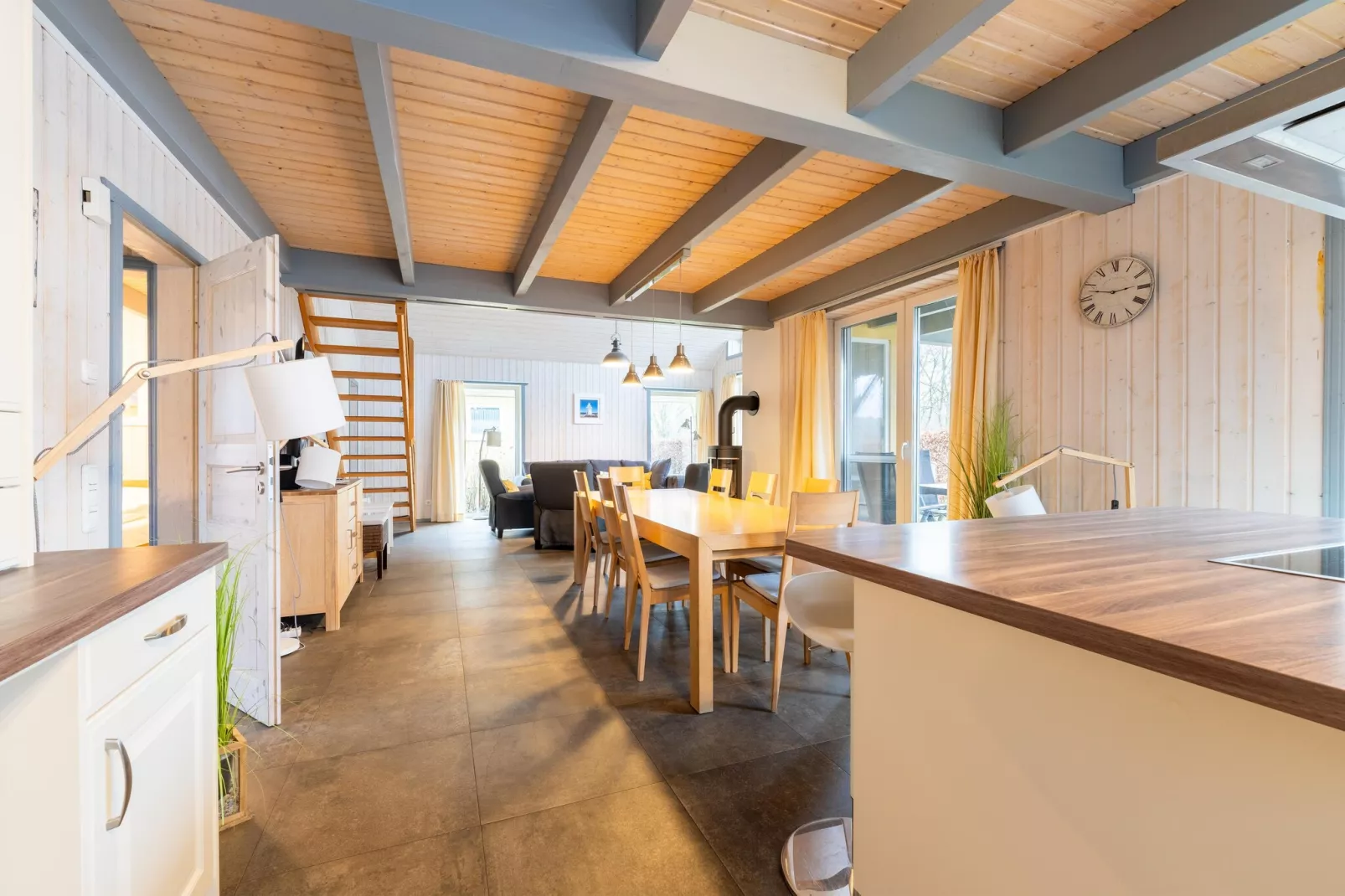 Schwan 307-Kitchen