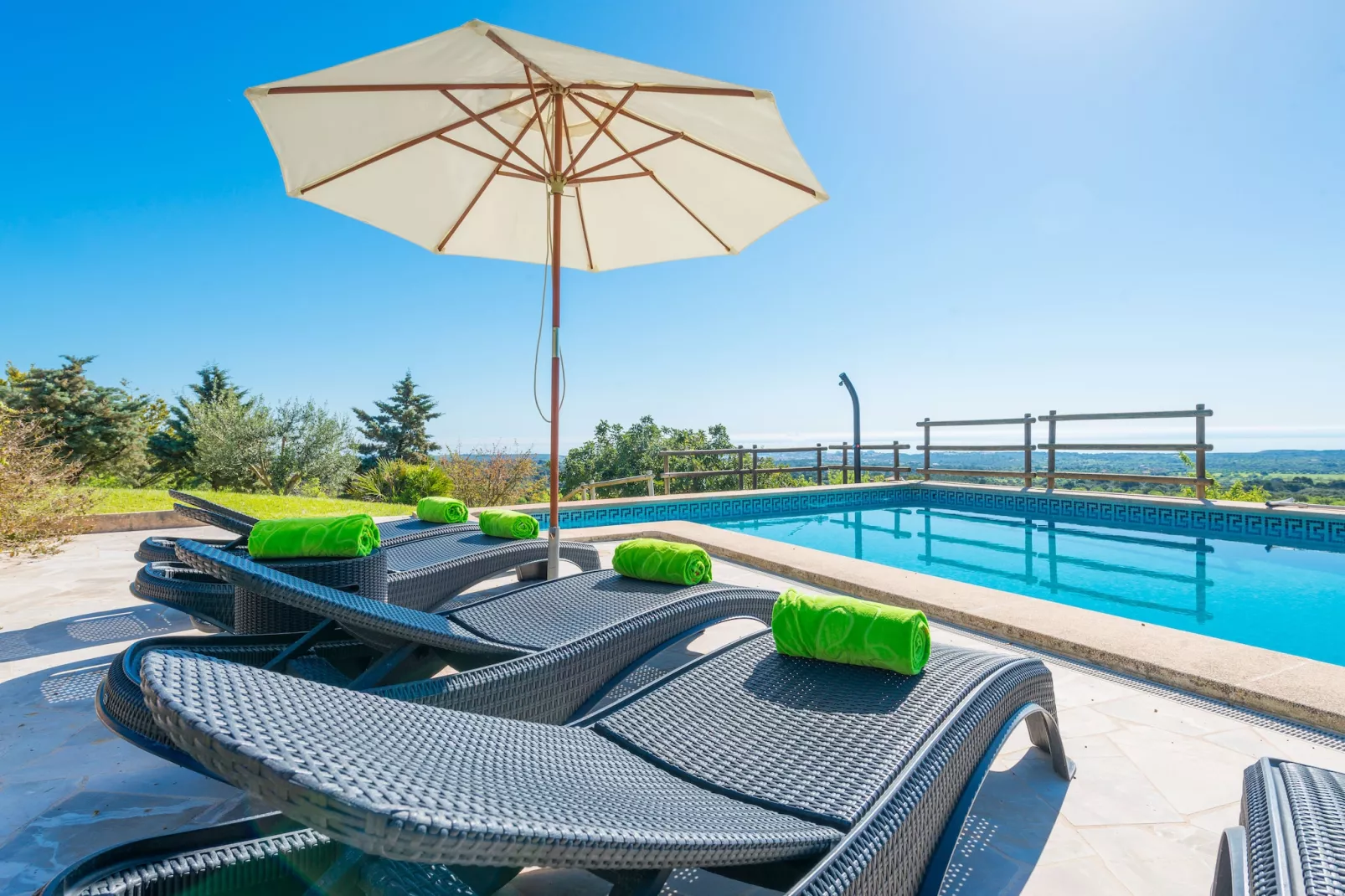 Sa Roca Blanca-Pool