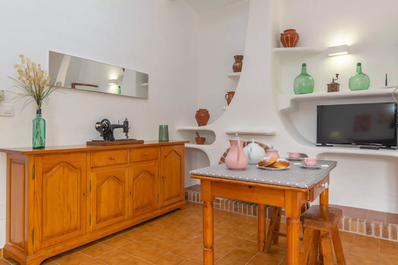 Casa Dina-Image-tags.