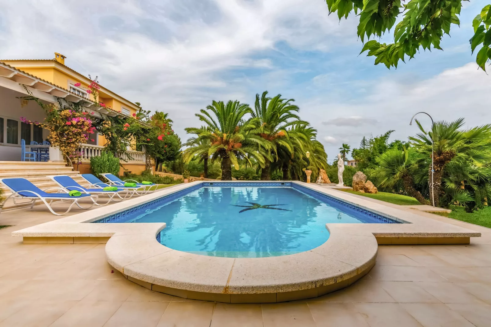 Casa Bonita (ses Salines)-Schwimmbad