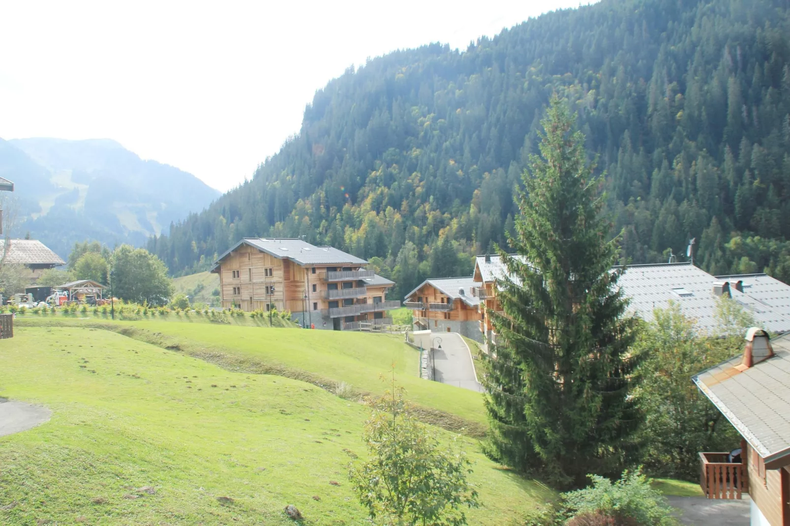 Chalet Ecureuil ECR CHARMING & NATURE 5 Pers.-Gebiete Sommer 1 km