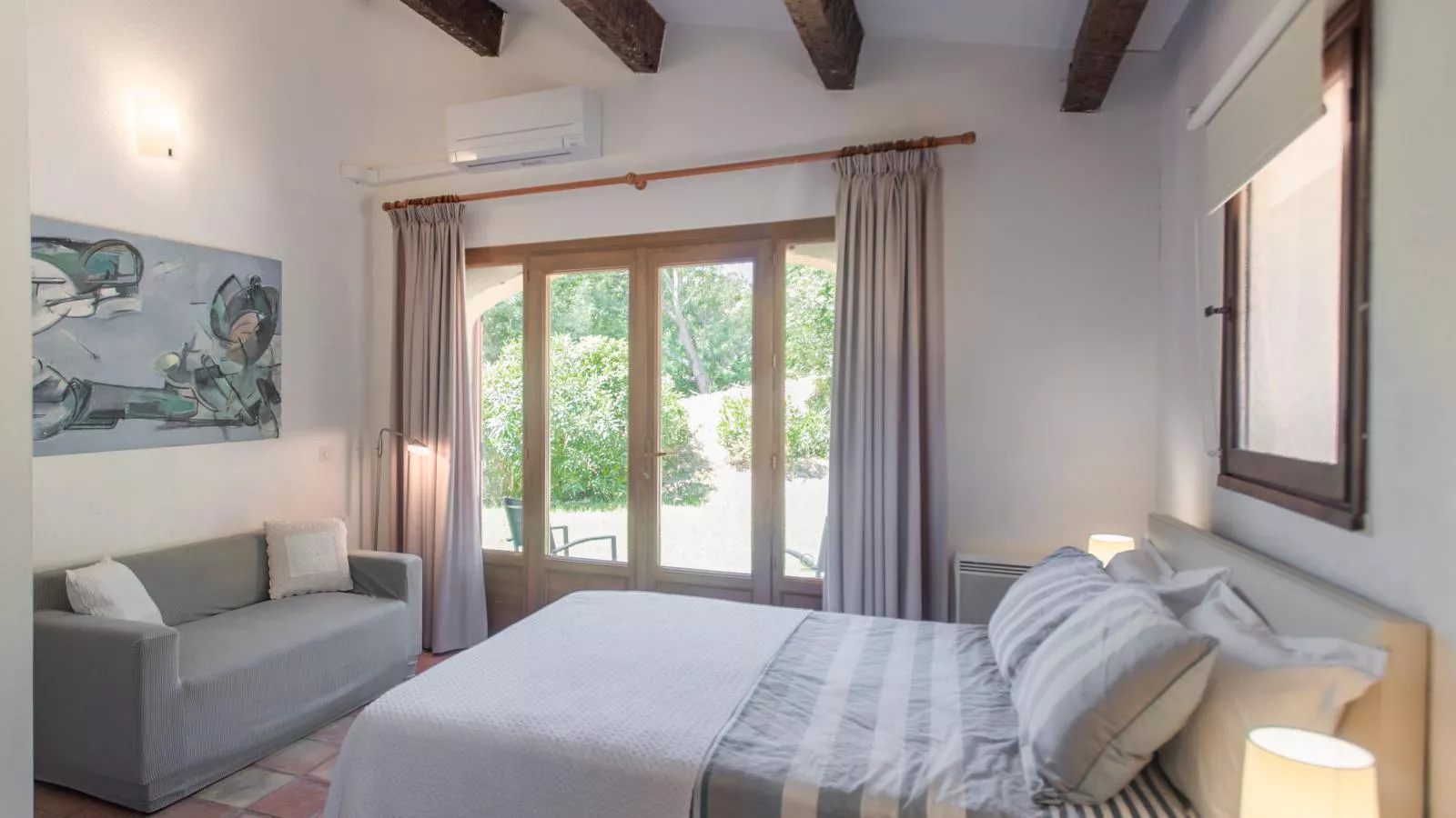 Entre les vignes-Bedroom