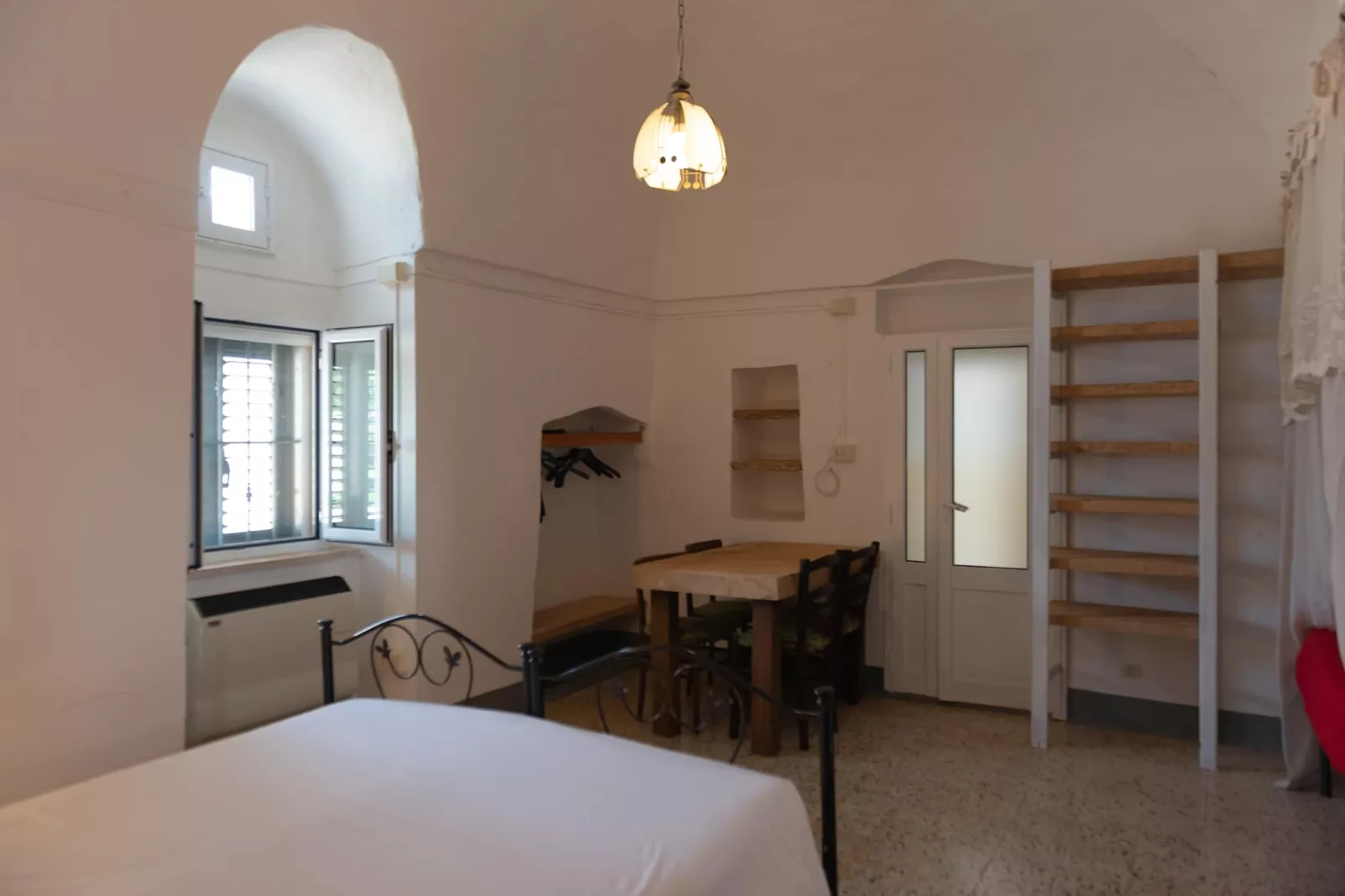 Lamia Papo in Ostuni-Schlafzimmer