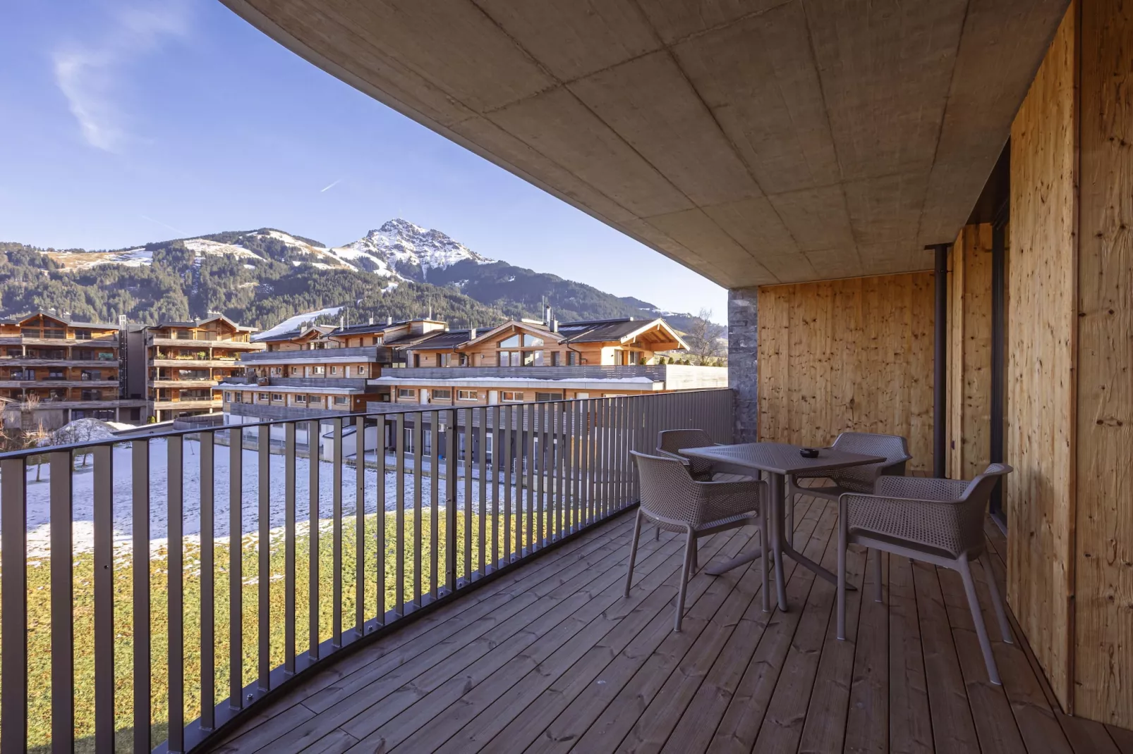 Kitzbühel Suites 2-Terrace balcony