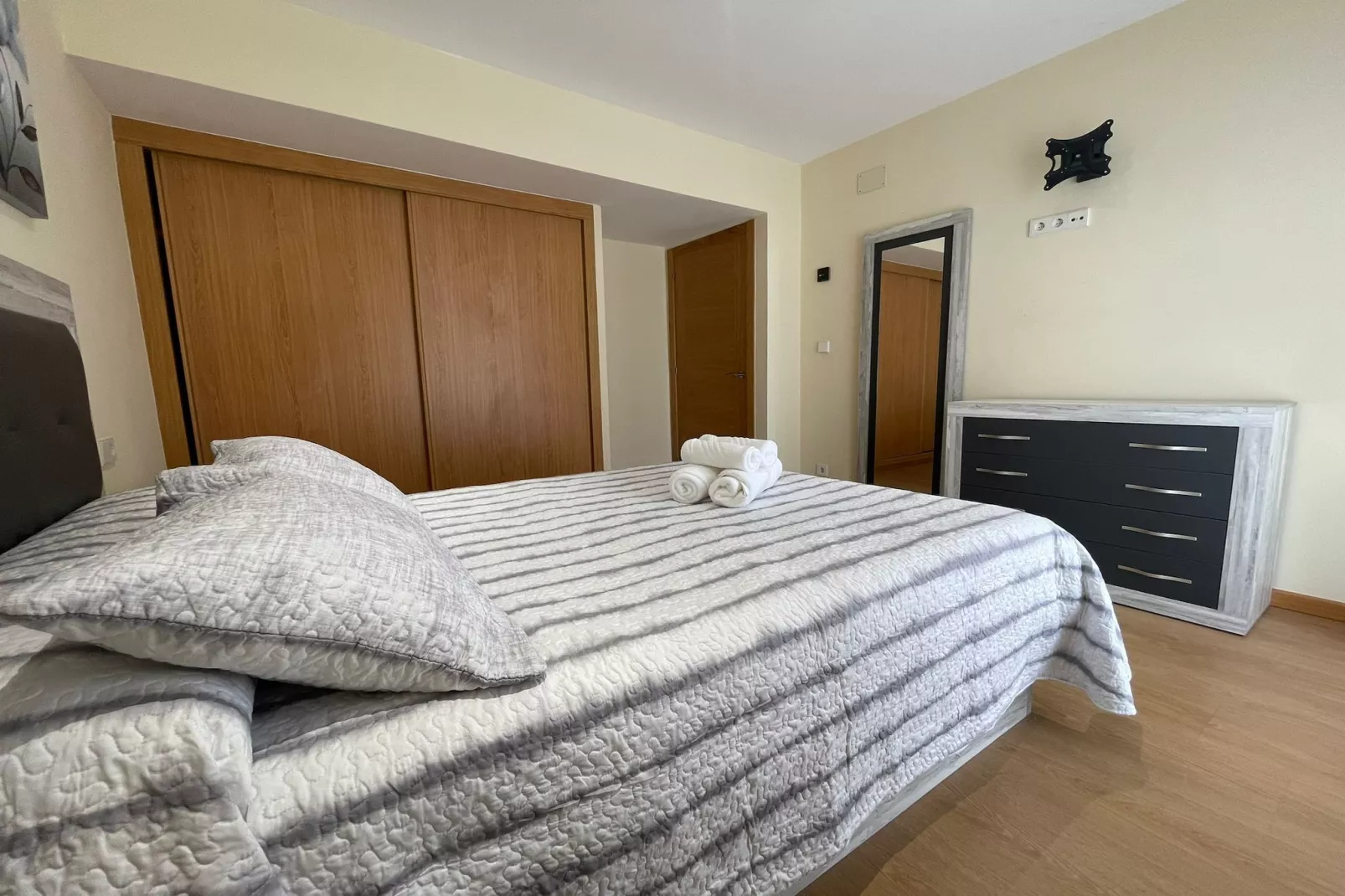 YourHouse Maca I-Schlafzimmer