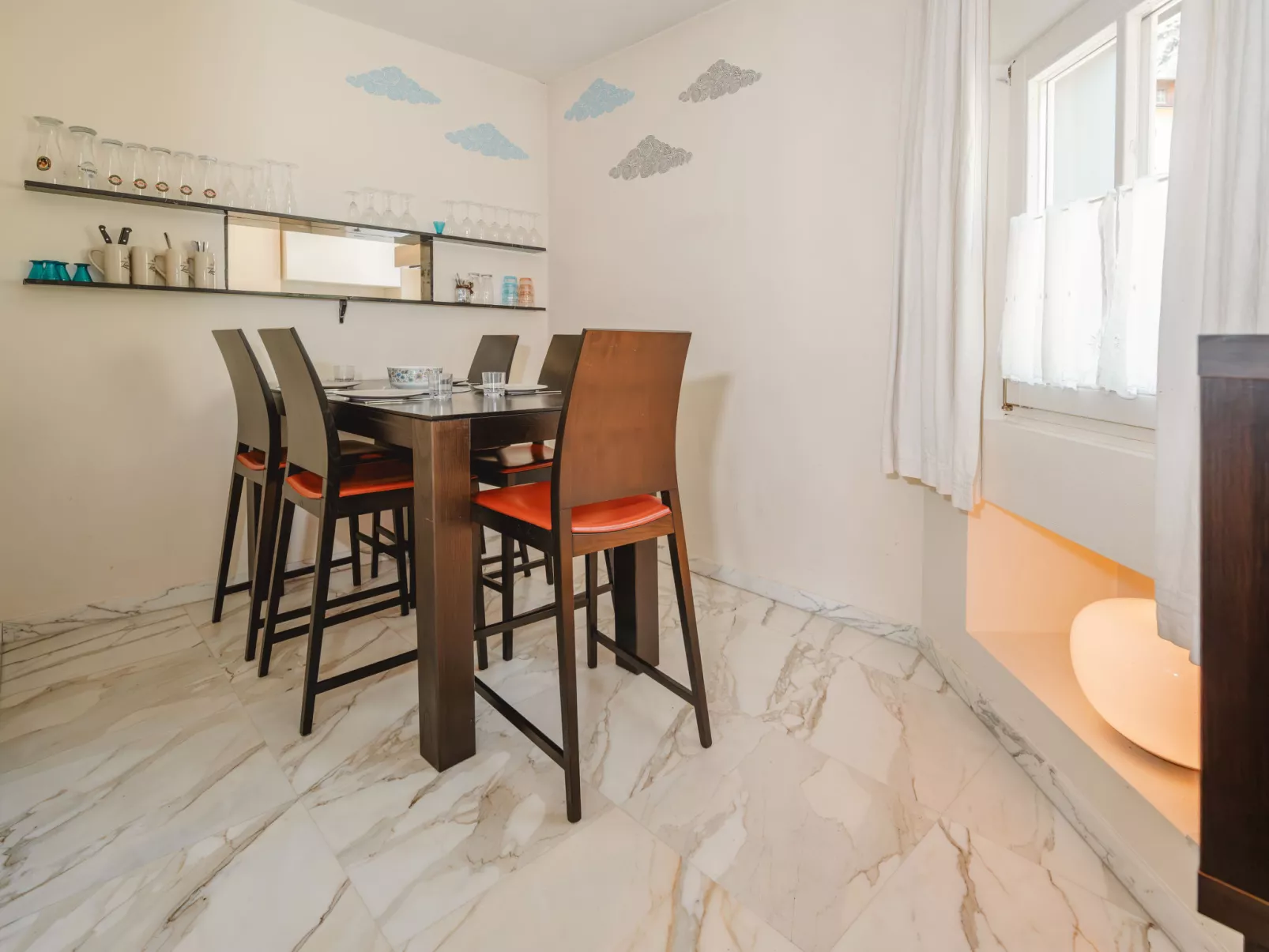 Villa Hiss-Inside