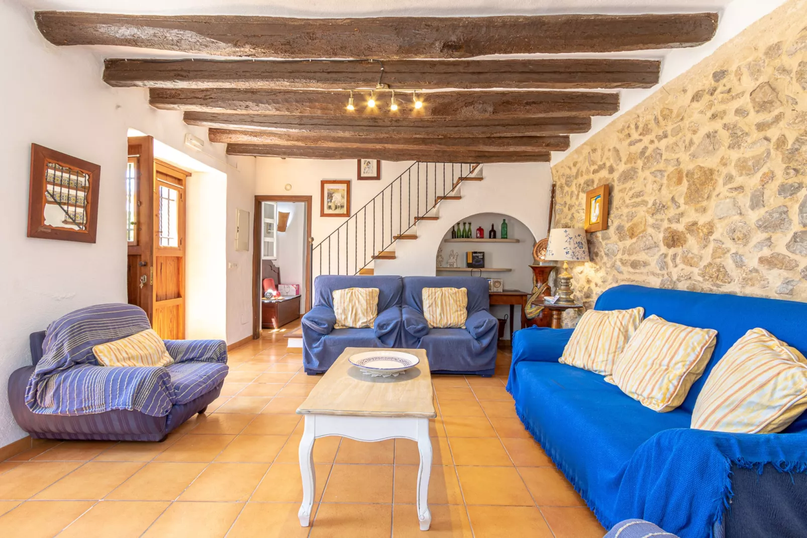 Ca na Pereta: Encanto Tradicional con Piscina Priv-Living room