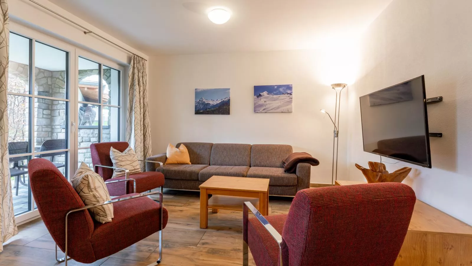 Tauern Suites Mitterwirt TOP 204-Living room