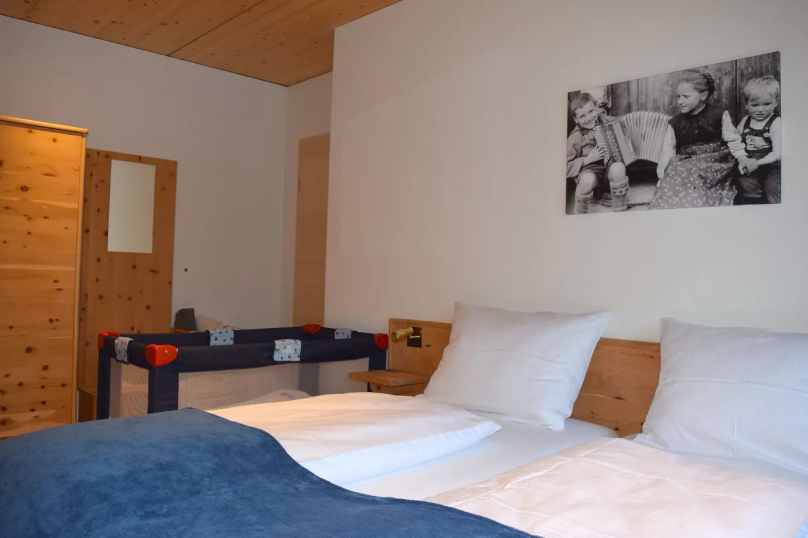 Das Kals - Blauspitz-Schlafzimmer