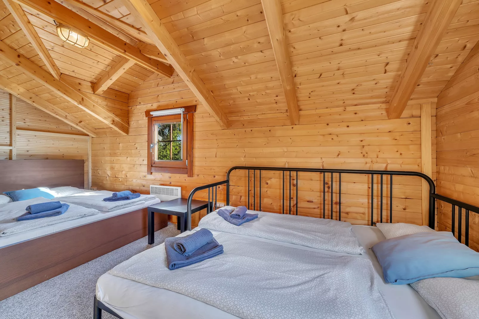 Dolni Branna KDK11208-Bedroom