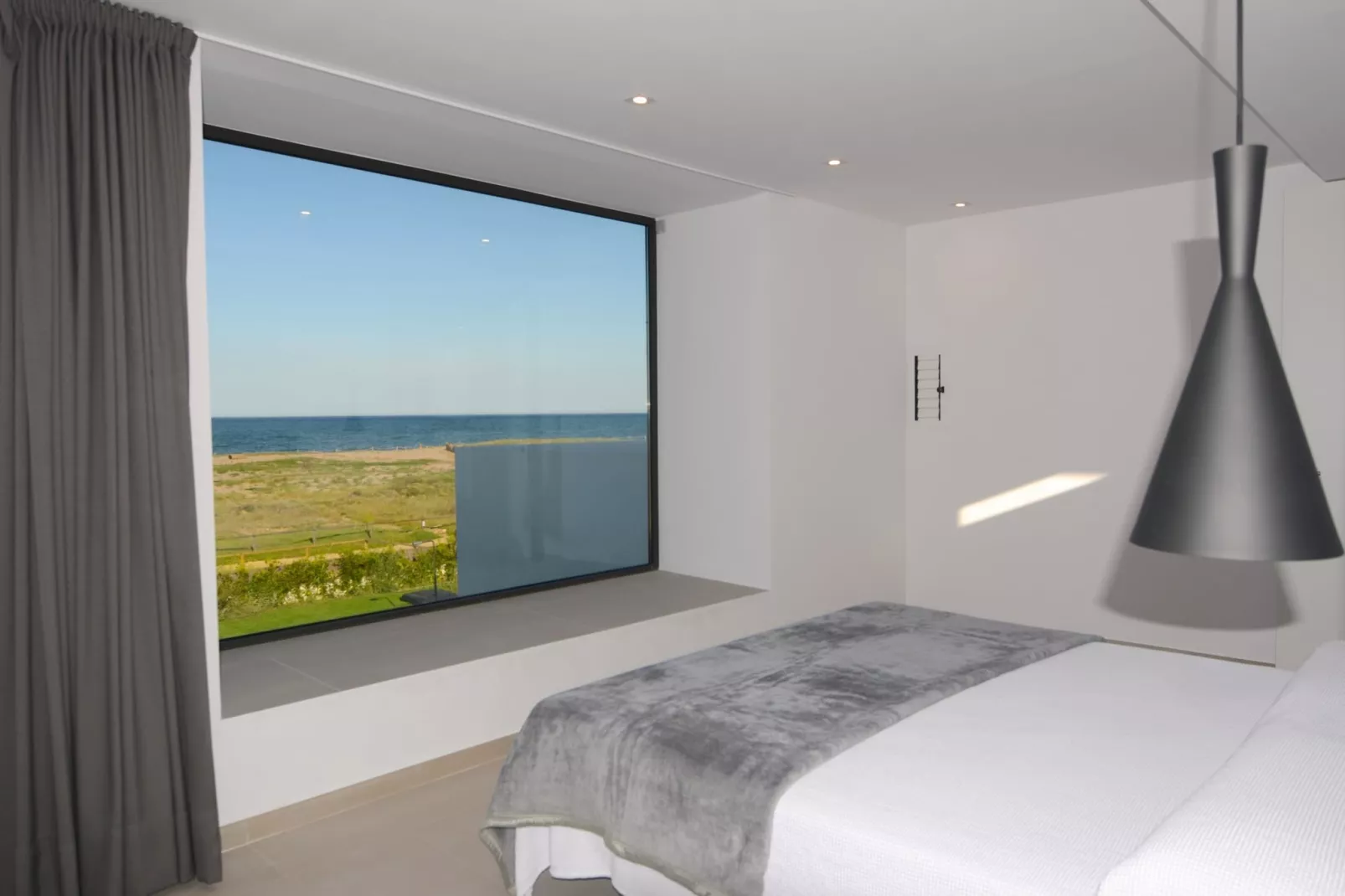 VILLA PINELL-Outdoor