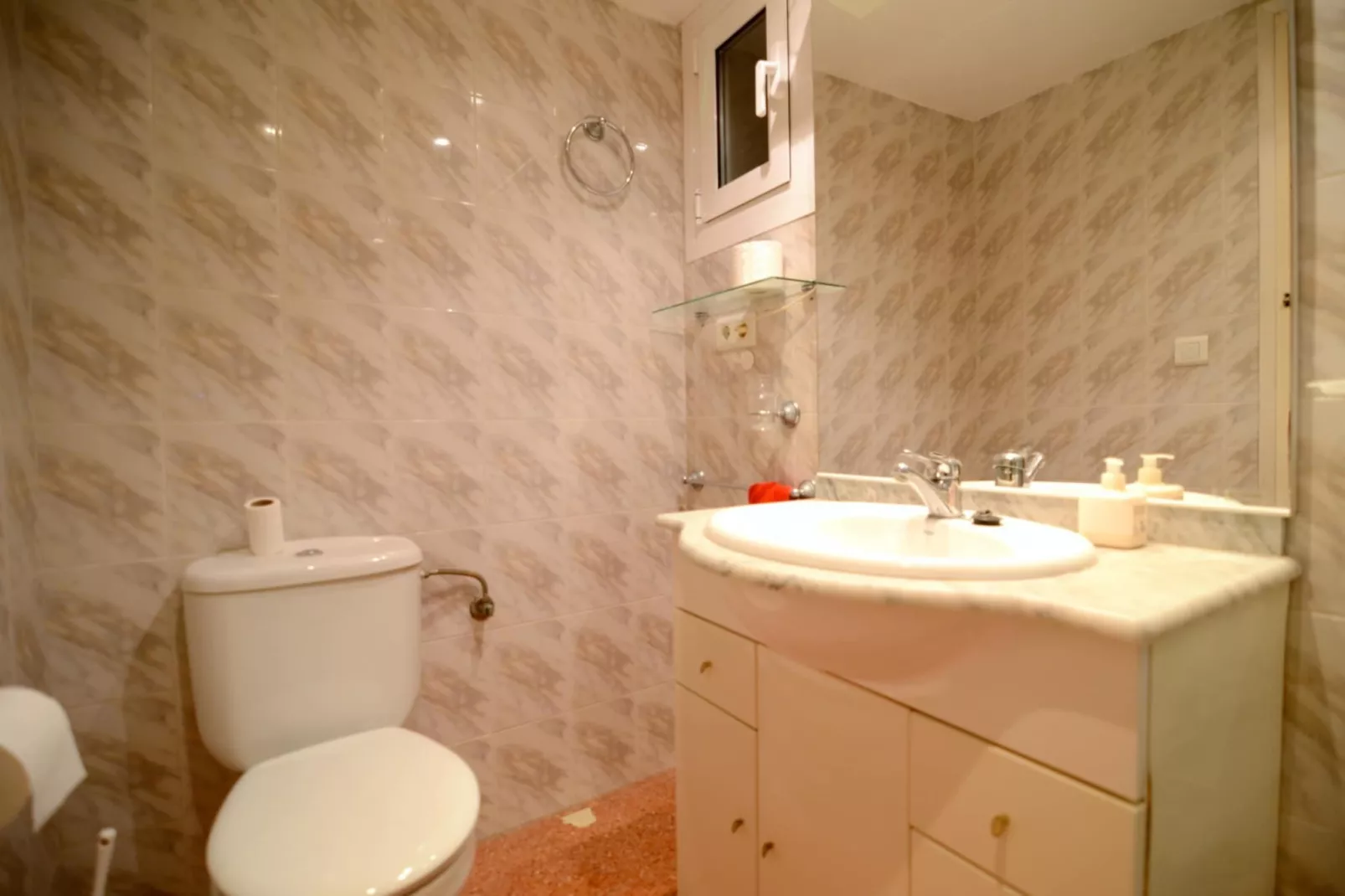 ROCAMAURA III BX-7-Salle de bain