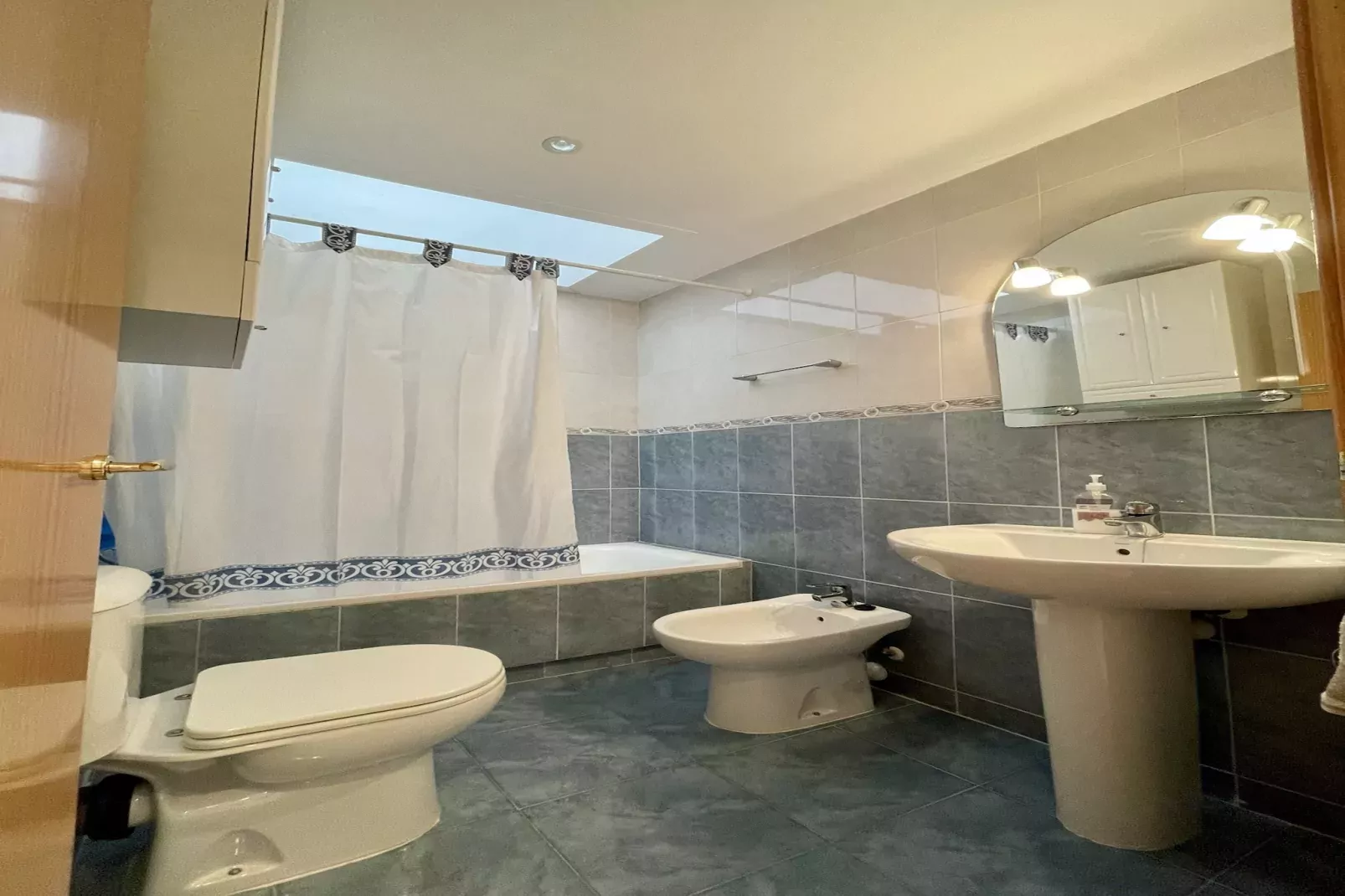 TARRACO 20 (MARCEL.LI AUDIVERT)-Bathroom