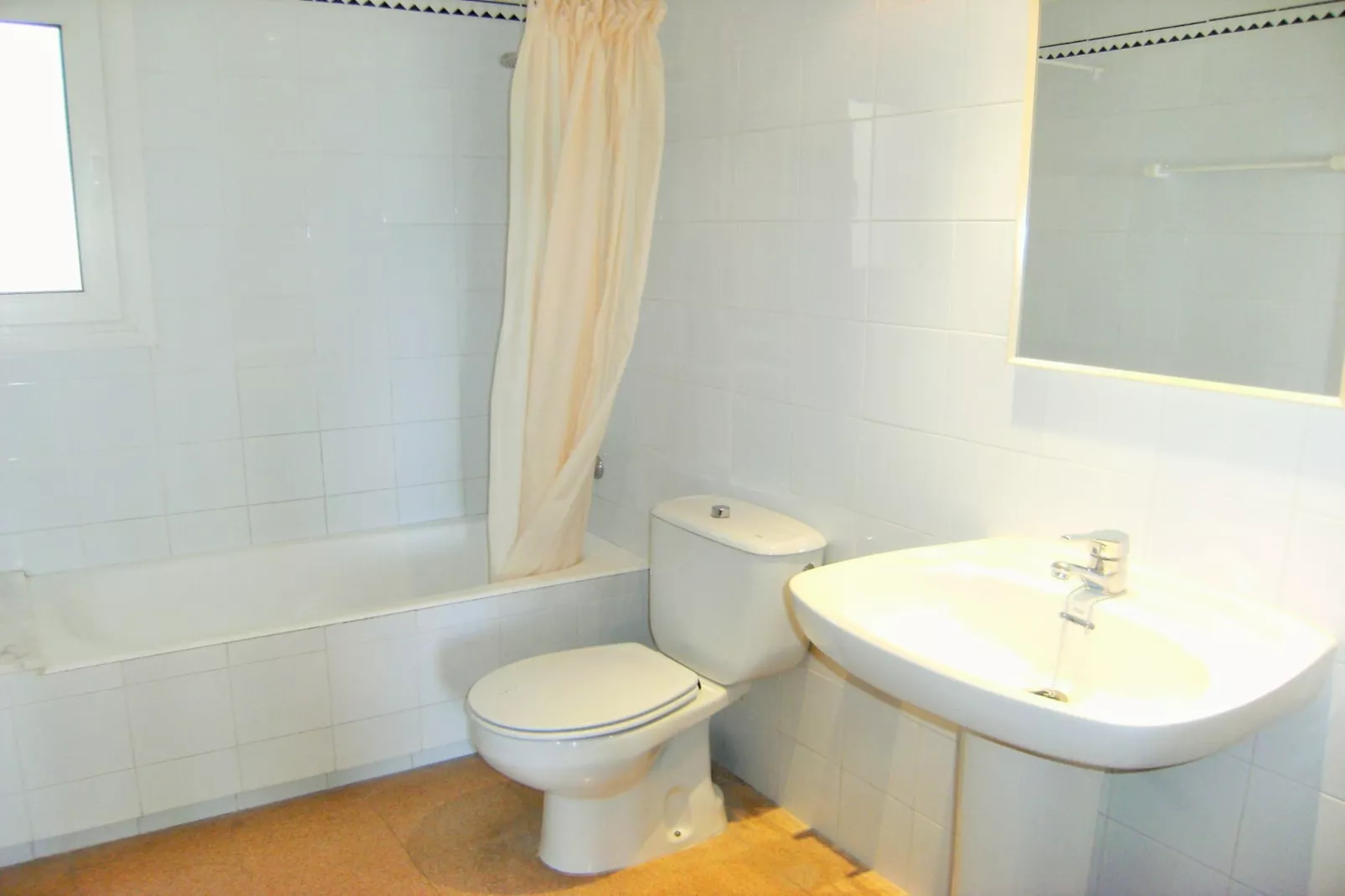 MARINA 2-C-Bathroom
