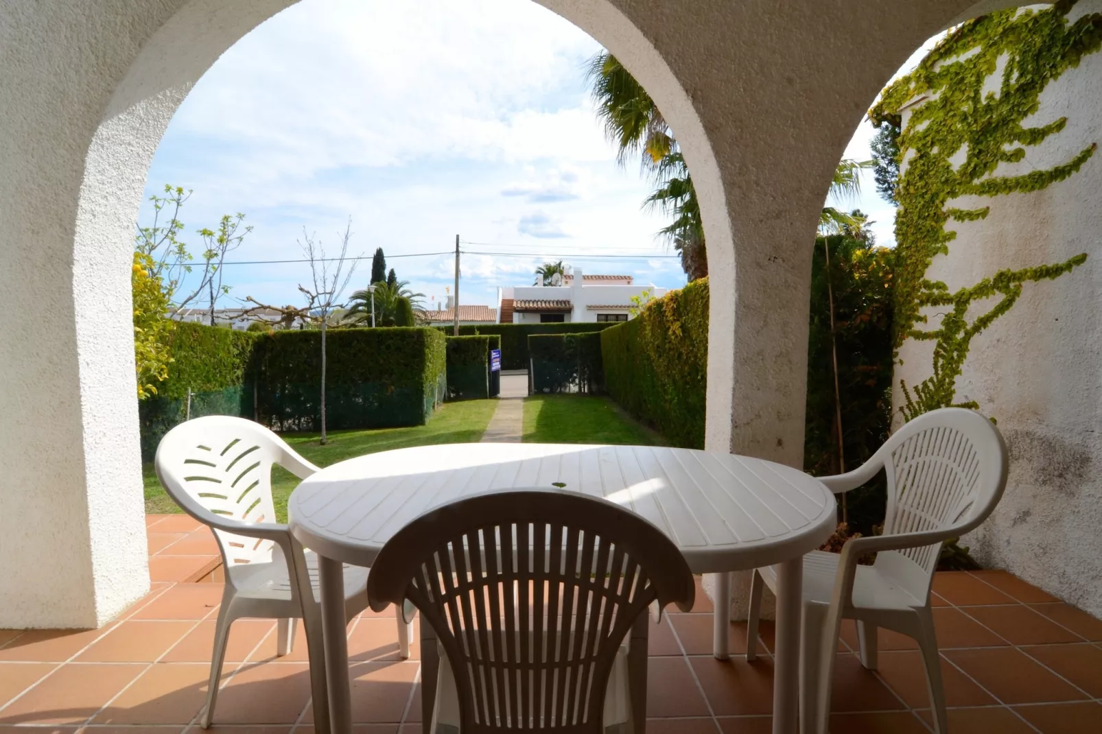 LES CAPELLES 37-Balcon-terrasse