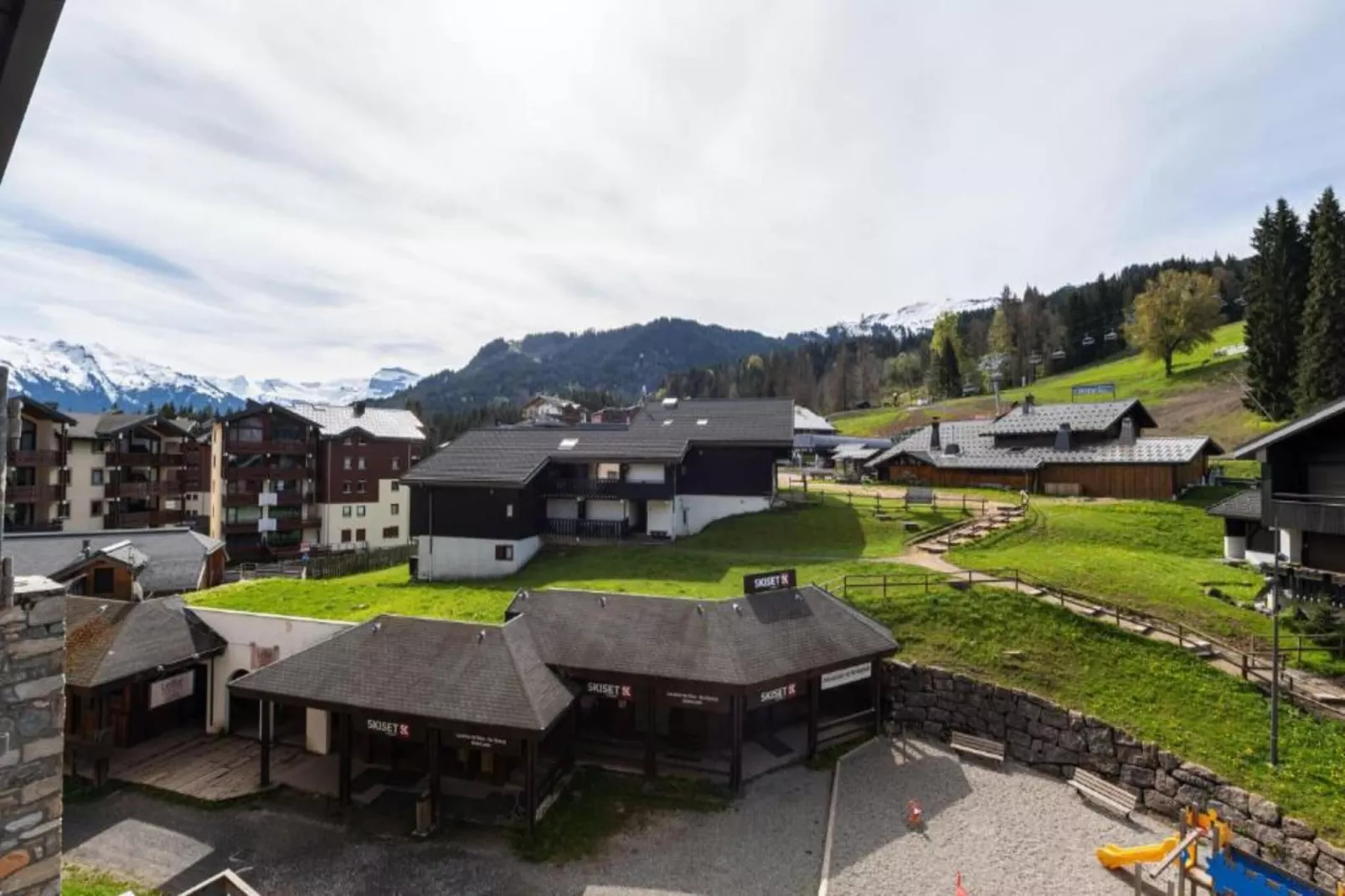 Grand Morillon N°212 - 2P5-Area winter 1km