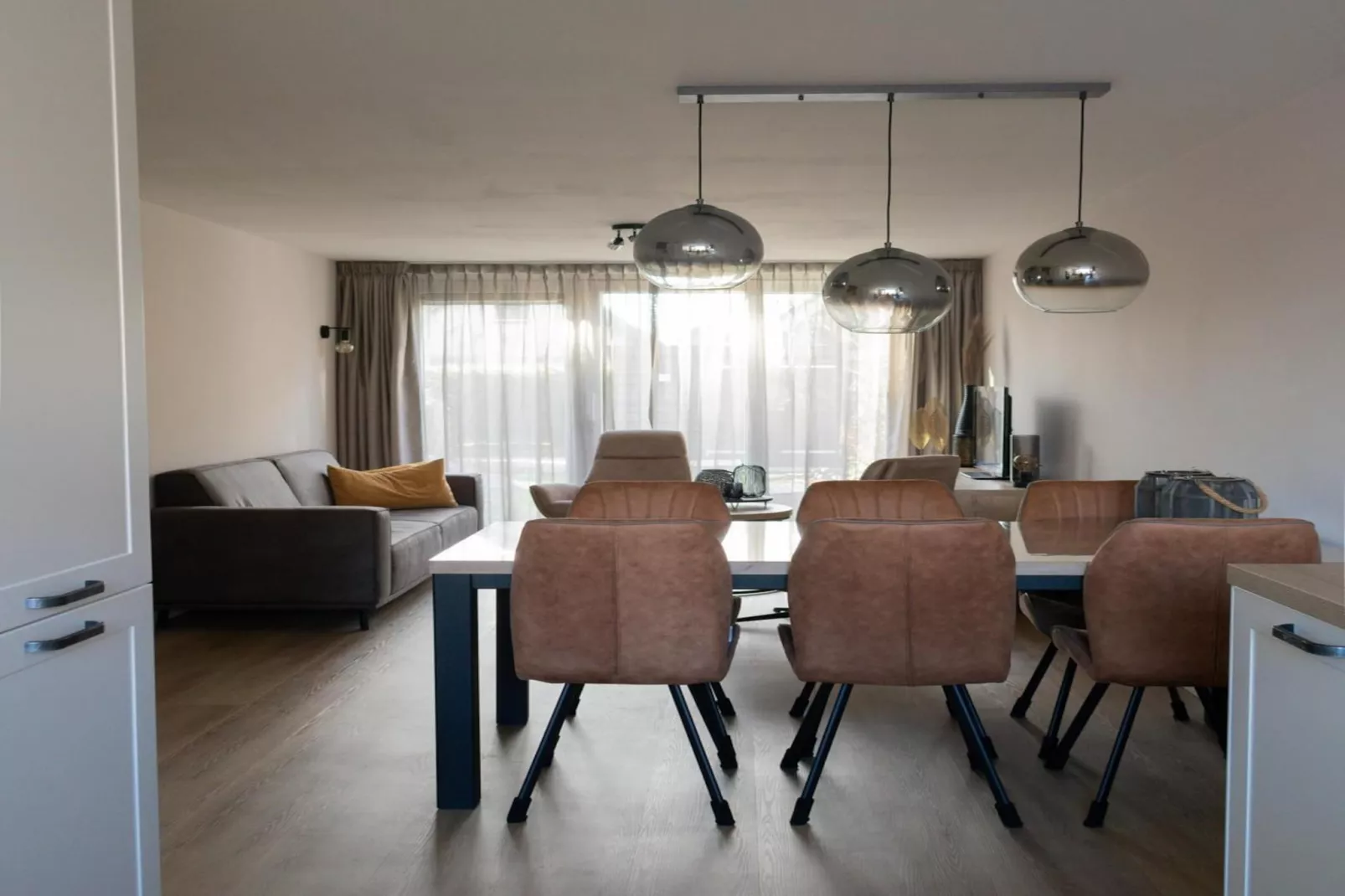 Belkmerduinen 27-Esszimmer