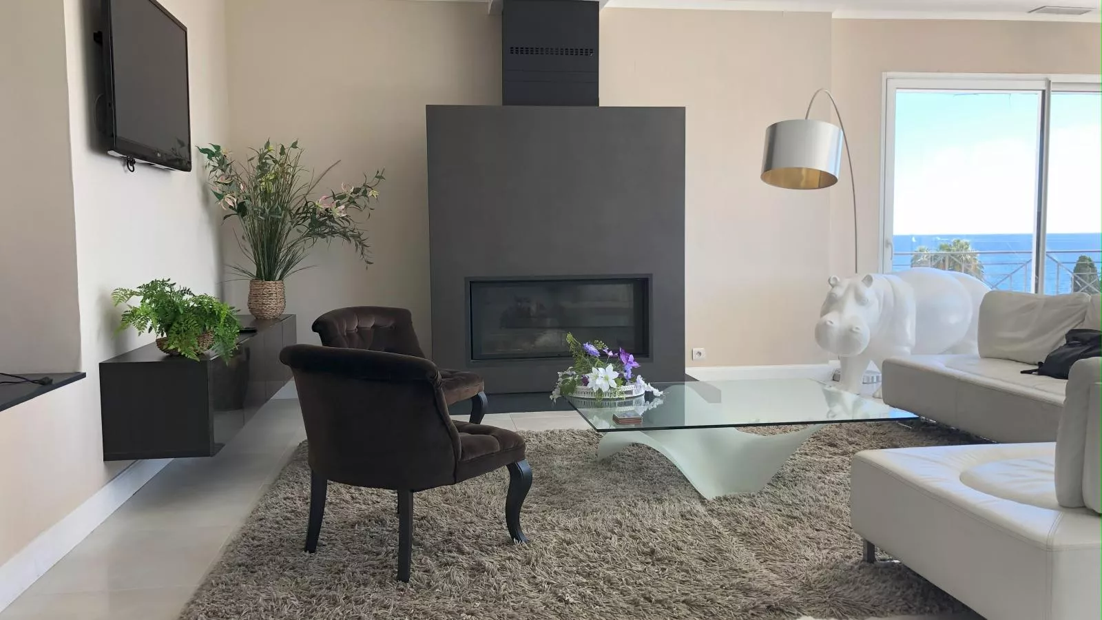 La Meréveil-Living room