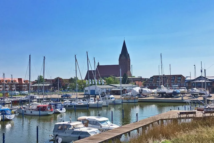 Floating House 1 - Classic / 4 Personen-Areas summer 1km
